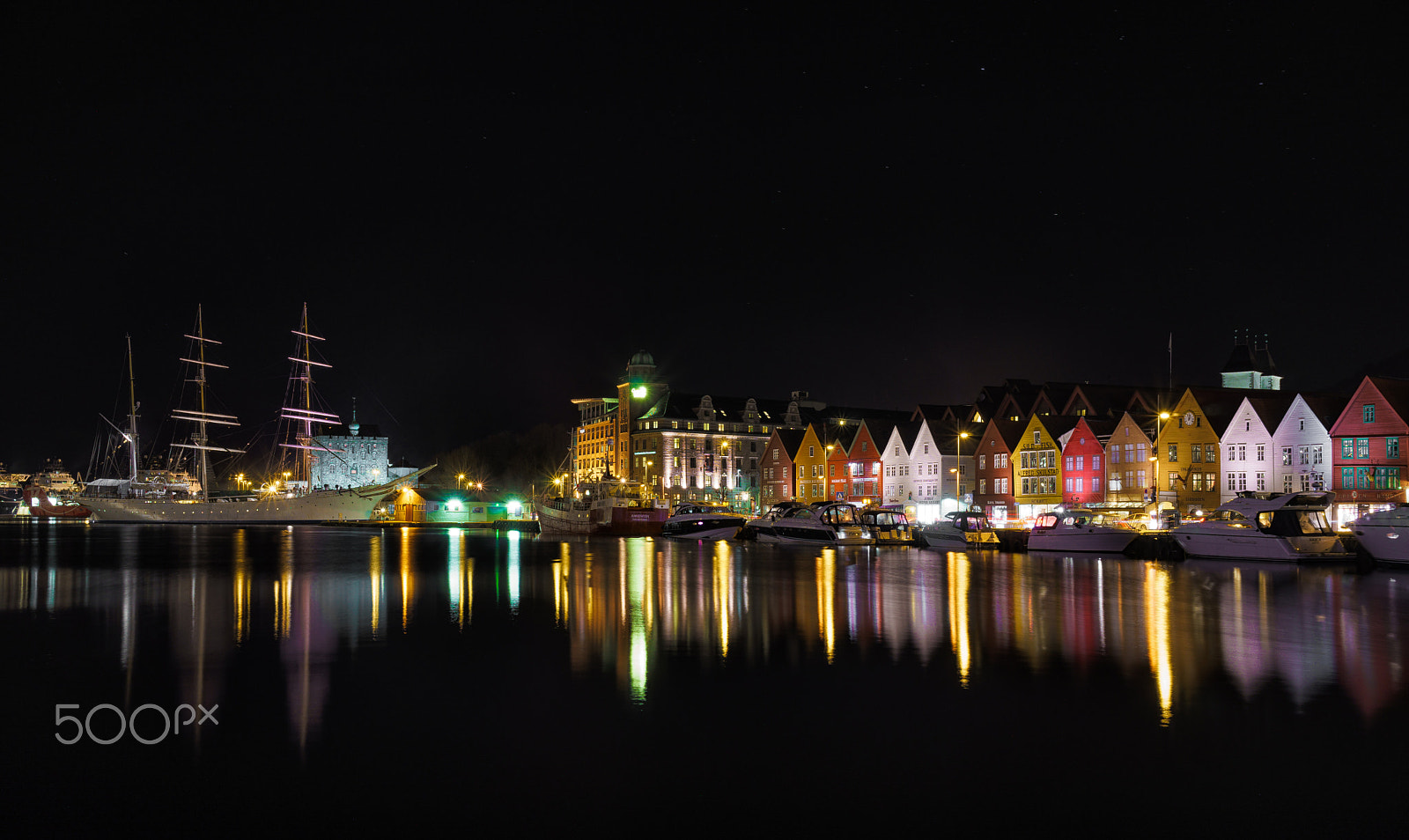 Sony a7 sample photo. A bright night at bryggen! photography