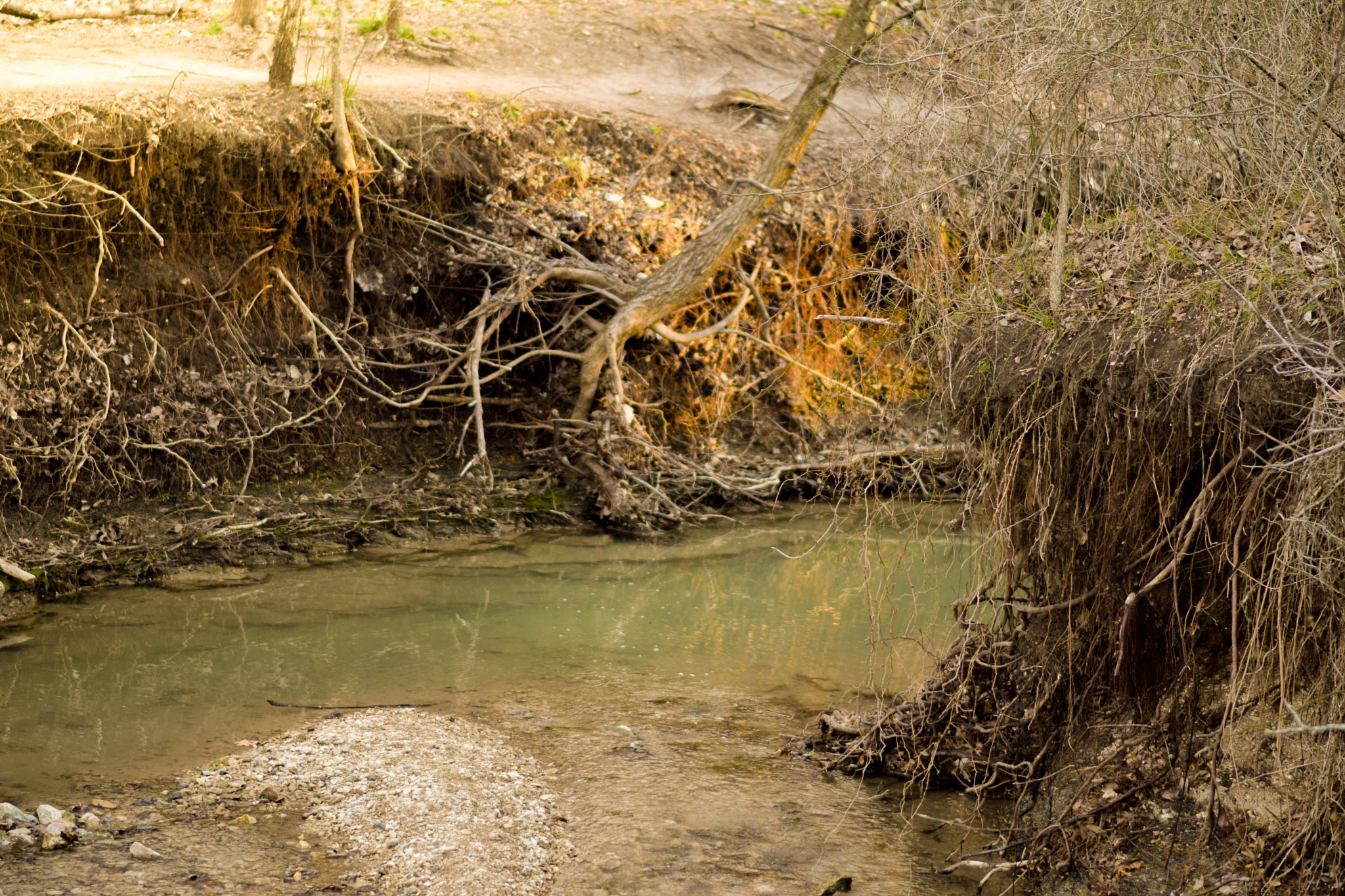 Nikon D3300 + Nikon AF-S Nikkor 85mm F1.8G sample photo. Creek photography