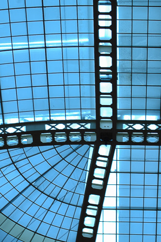 Nikon D70 sample photo. Windows photography