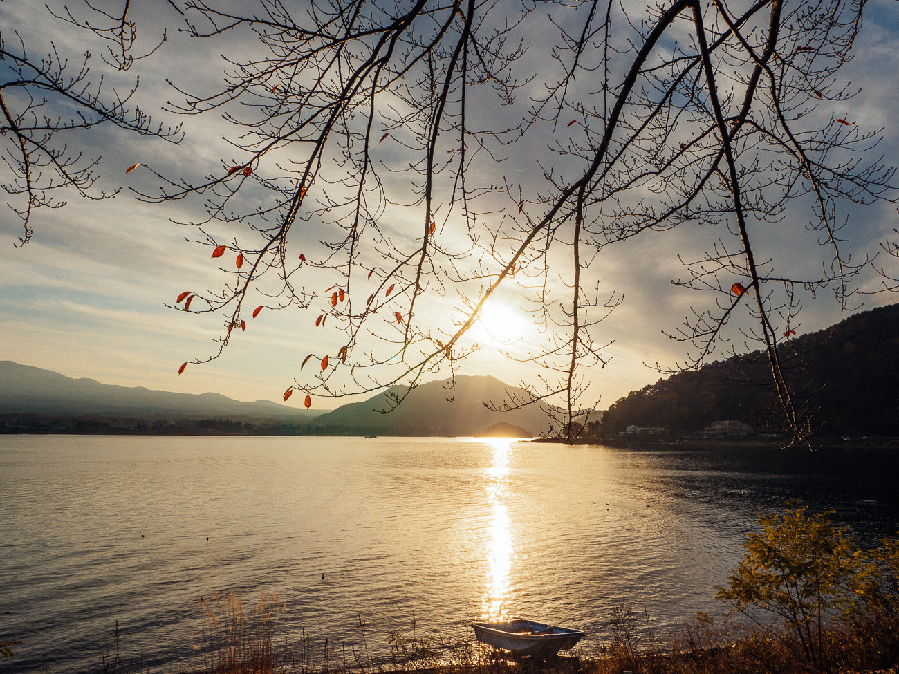 Panasonic Lumix G X Vario 12-35mm F2.8 ASPH Power OIS sample photo. Lake kawaguchi sunset photography