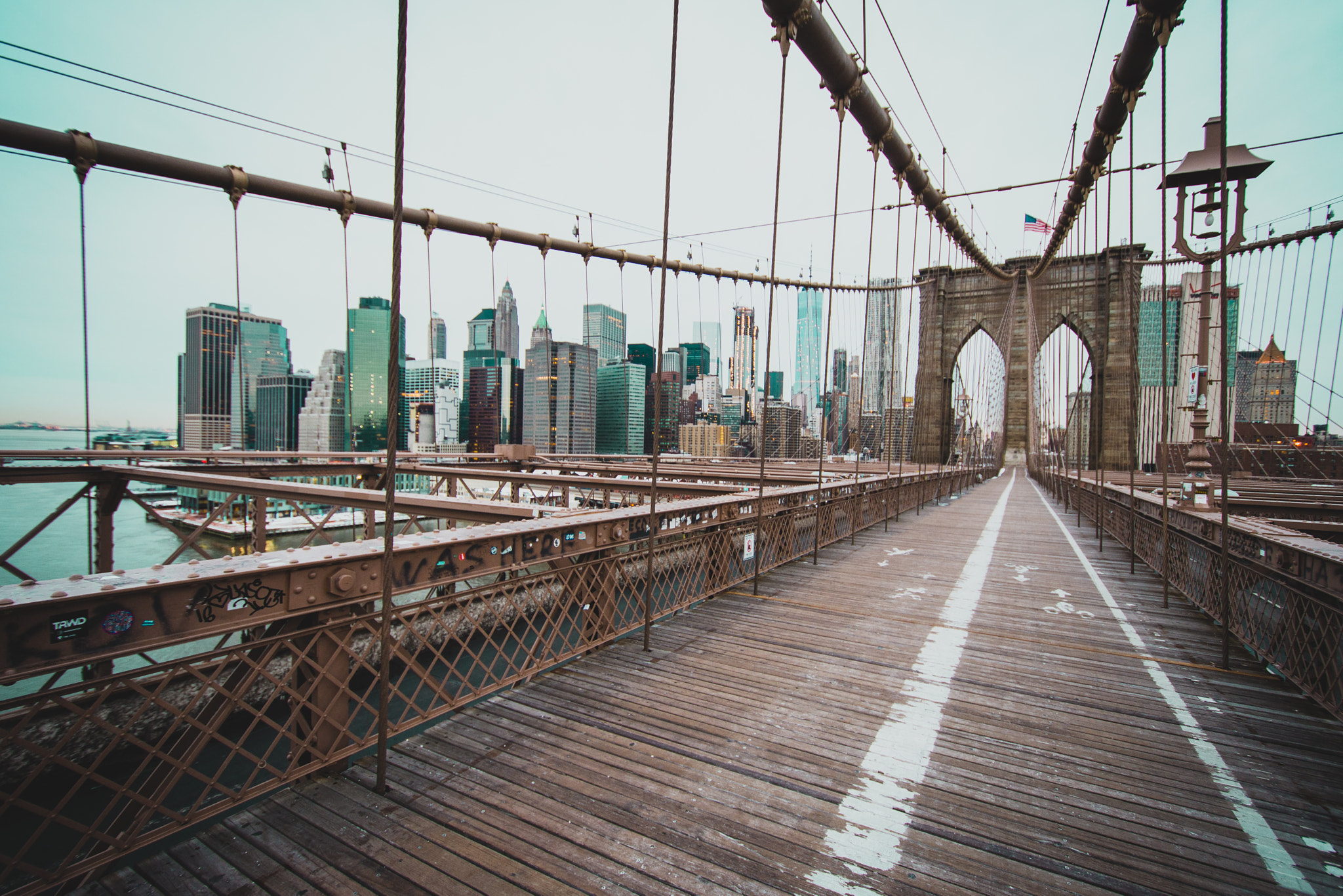 Nikon D7200 sample photo. Brooklyn bridge early morning and cyan toning photography