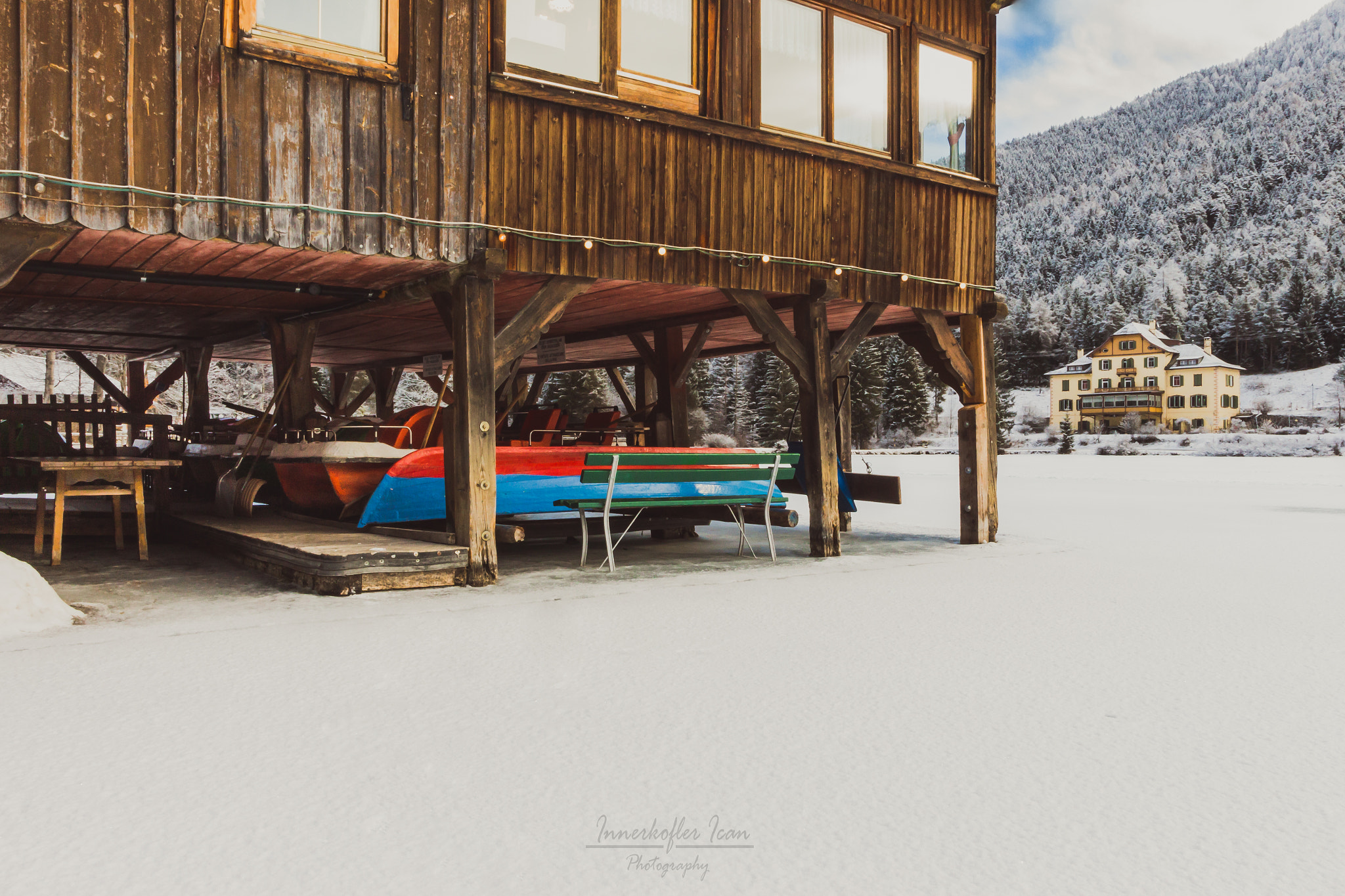 Canon EOS 700D (EOS Rebel T5i / EOS Kiss X7i) + Canon EF 17-40mm F4L USM sample photo. - winterwonderland - photography