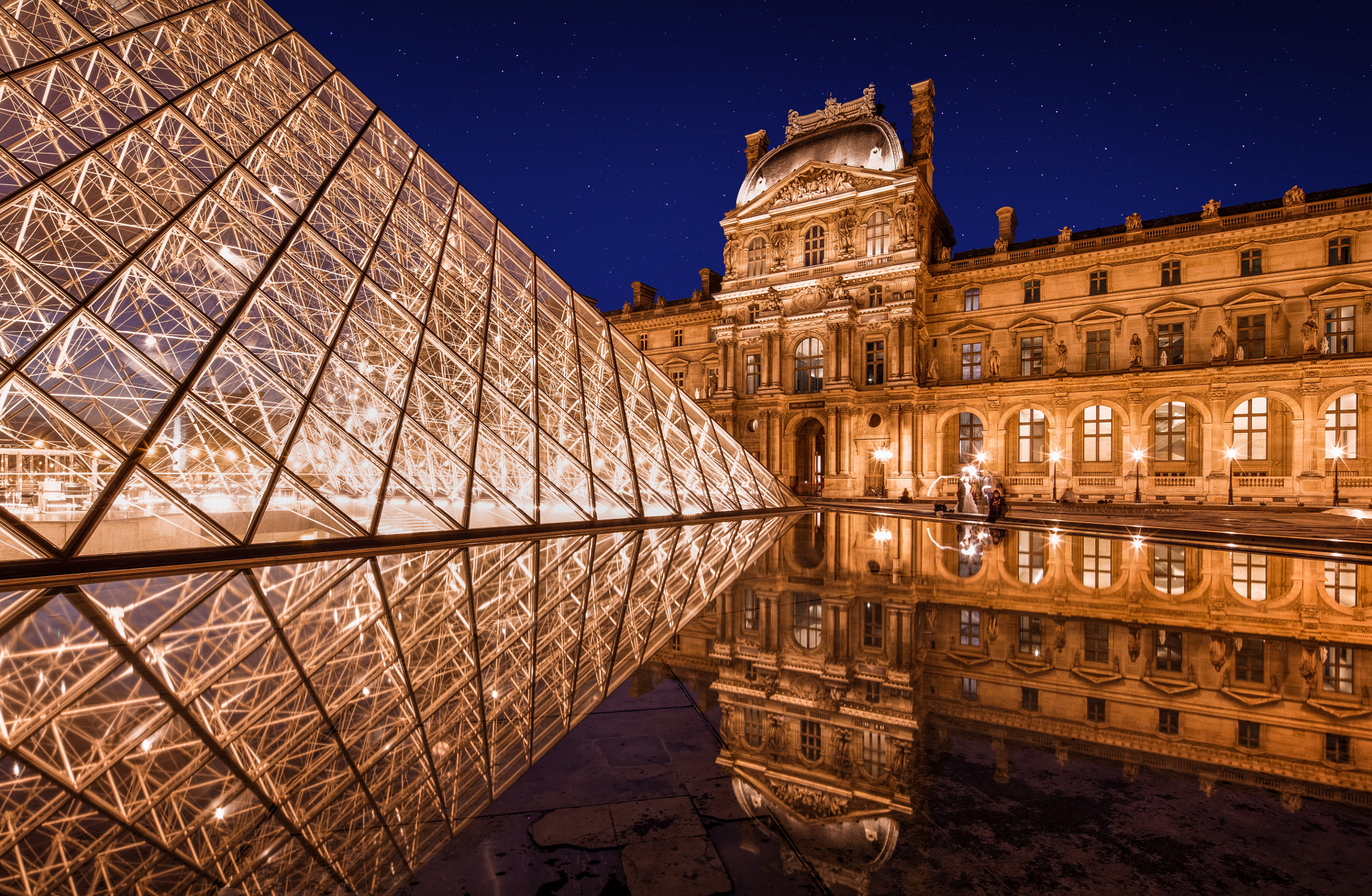 Canon TS-E 17mm F4L Tilt-Shift sample photo. Louvre magic night photography