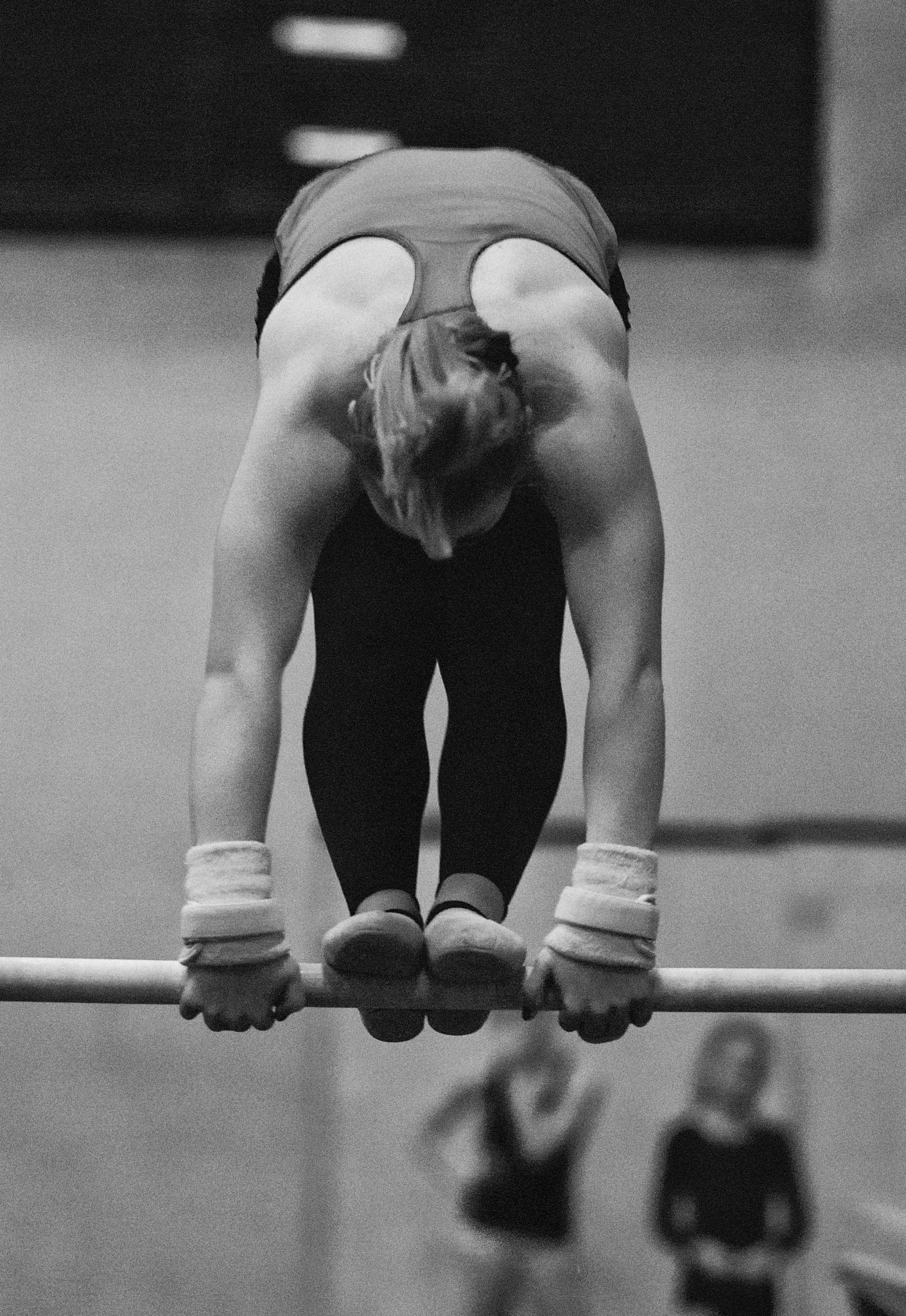 AF Zoom-Nikkor 80-200mm f/2.8 ED sample photo. Strength and concentration photography