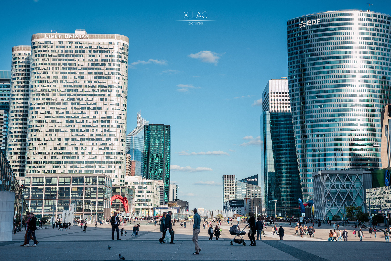 Canon EOS 70D + Sigma 35mm F1.4 DG HSM Art sample photo. La defense photography