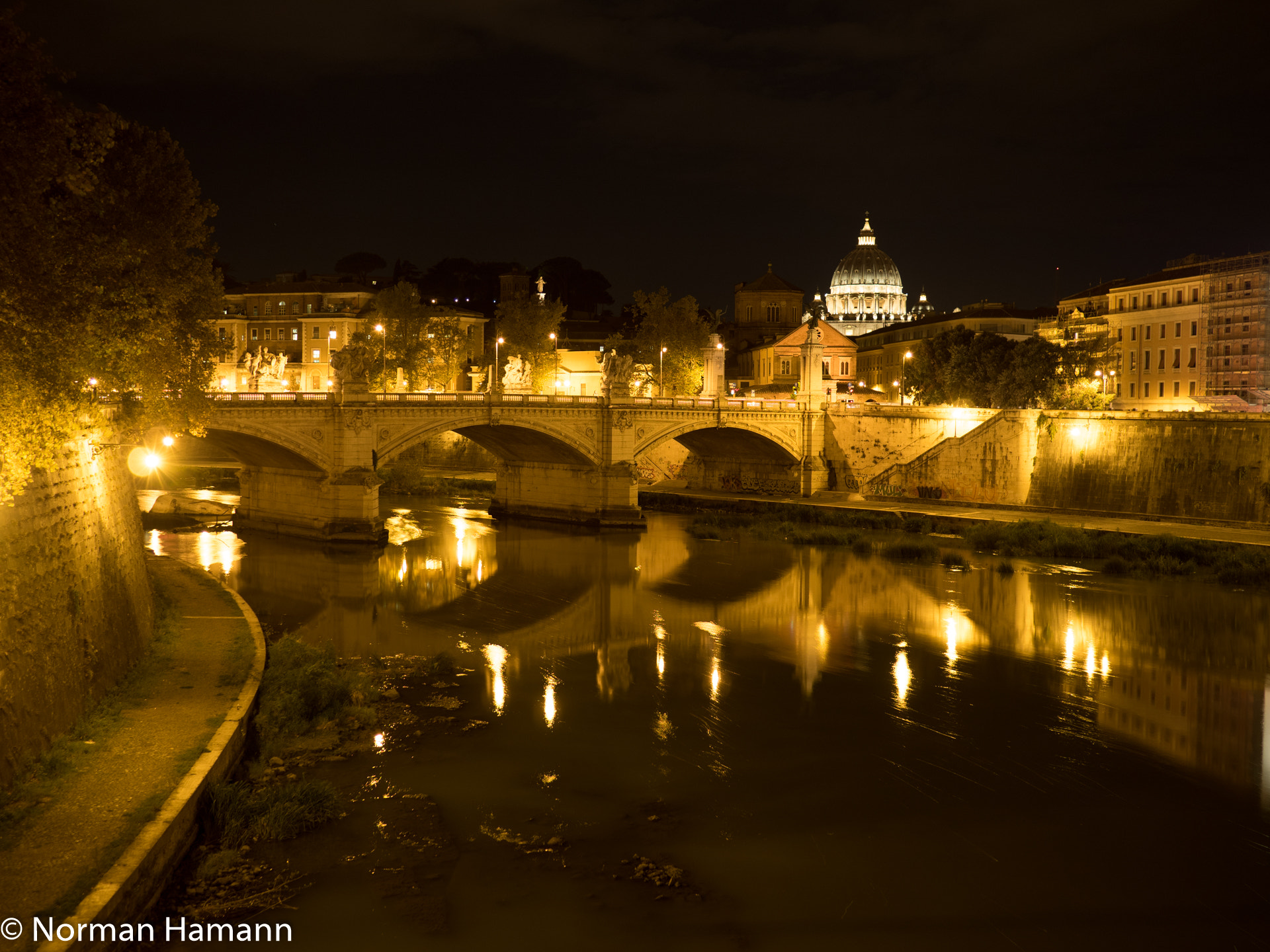 Panasonic Lumix G 20mm F1.7 ASPH sample photo. Rome photography