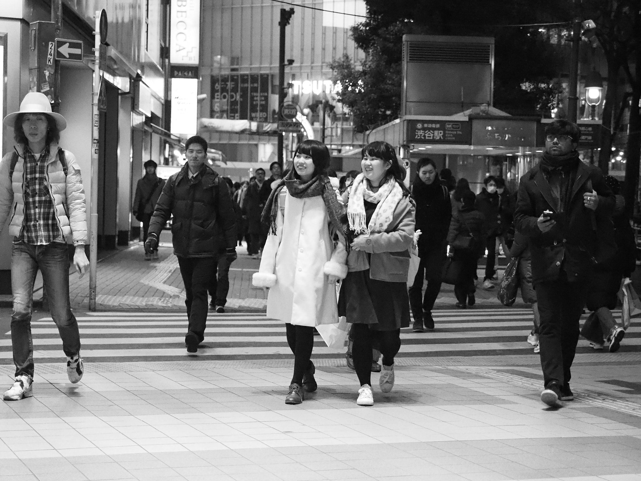 Olympus OM-D E-M1 sample photo. Shibuya photography