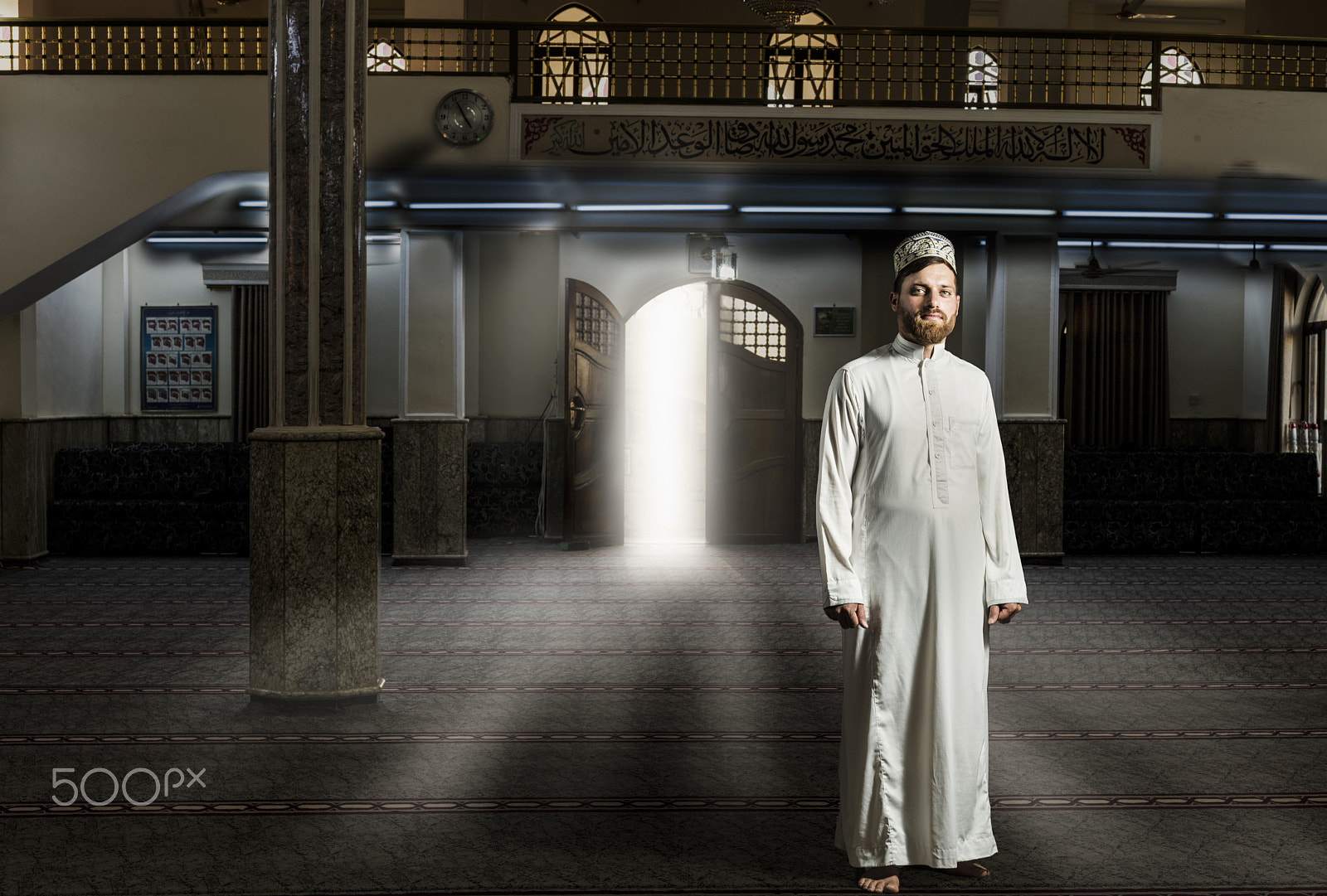 Canon EOS 5DS R sample photo. Man in mosque photography