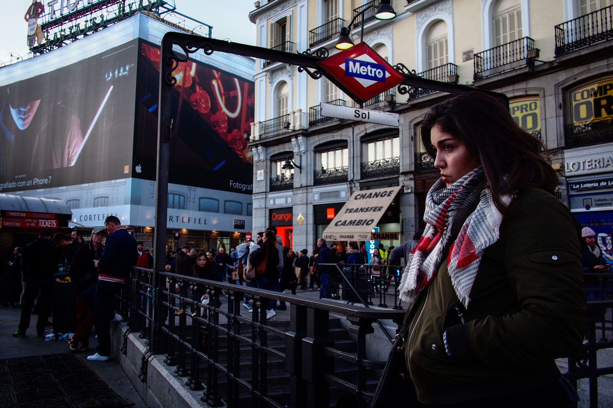 Olympus OM-D E-M5 + Panasonic Lumix G 14mm F2.5 ASPH sample photo. Puerta del sol photography