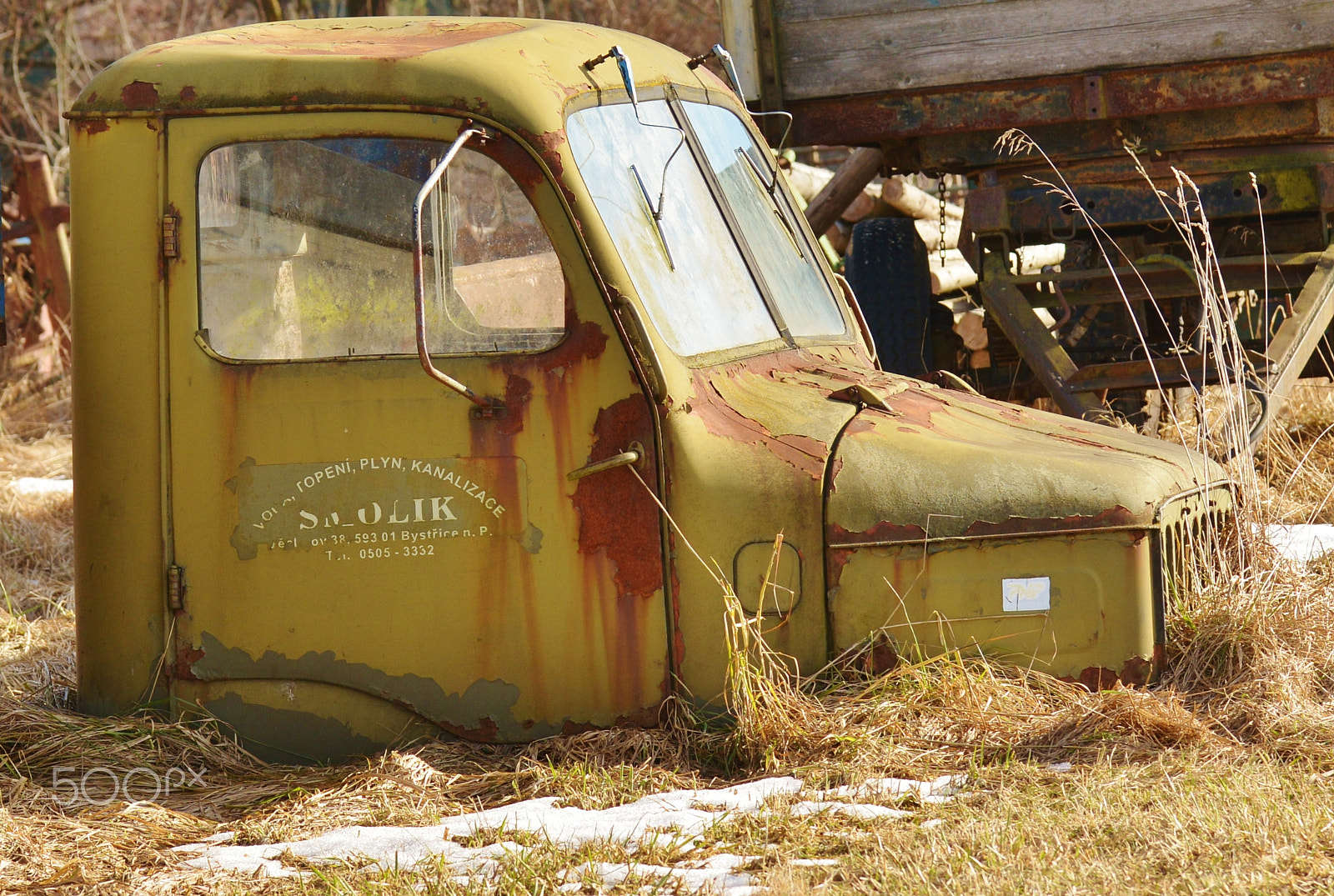 Sigma 50-150mm F2.8 EX APO DC OS HSM sample photo. Old truck photography