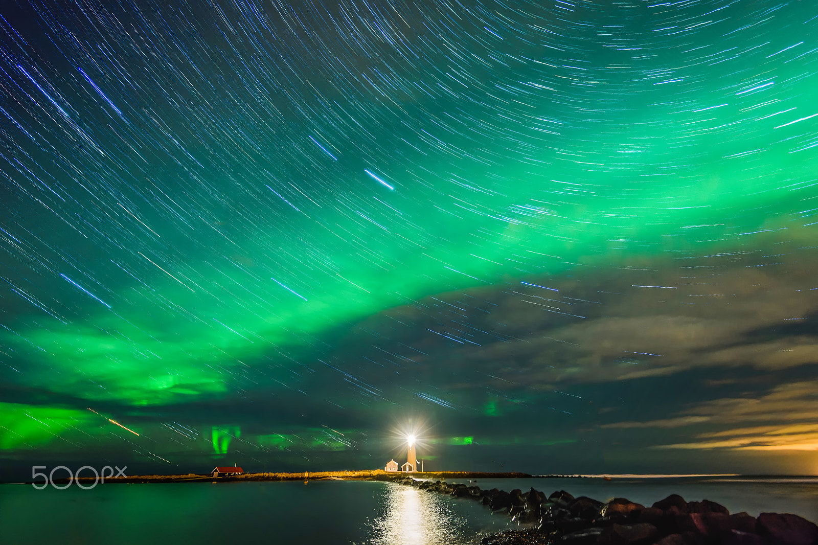 Nikon AF-S Nikkor 16-35mm F4G ED VR sample photo. Aurora photography