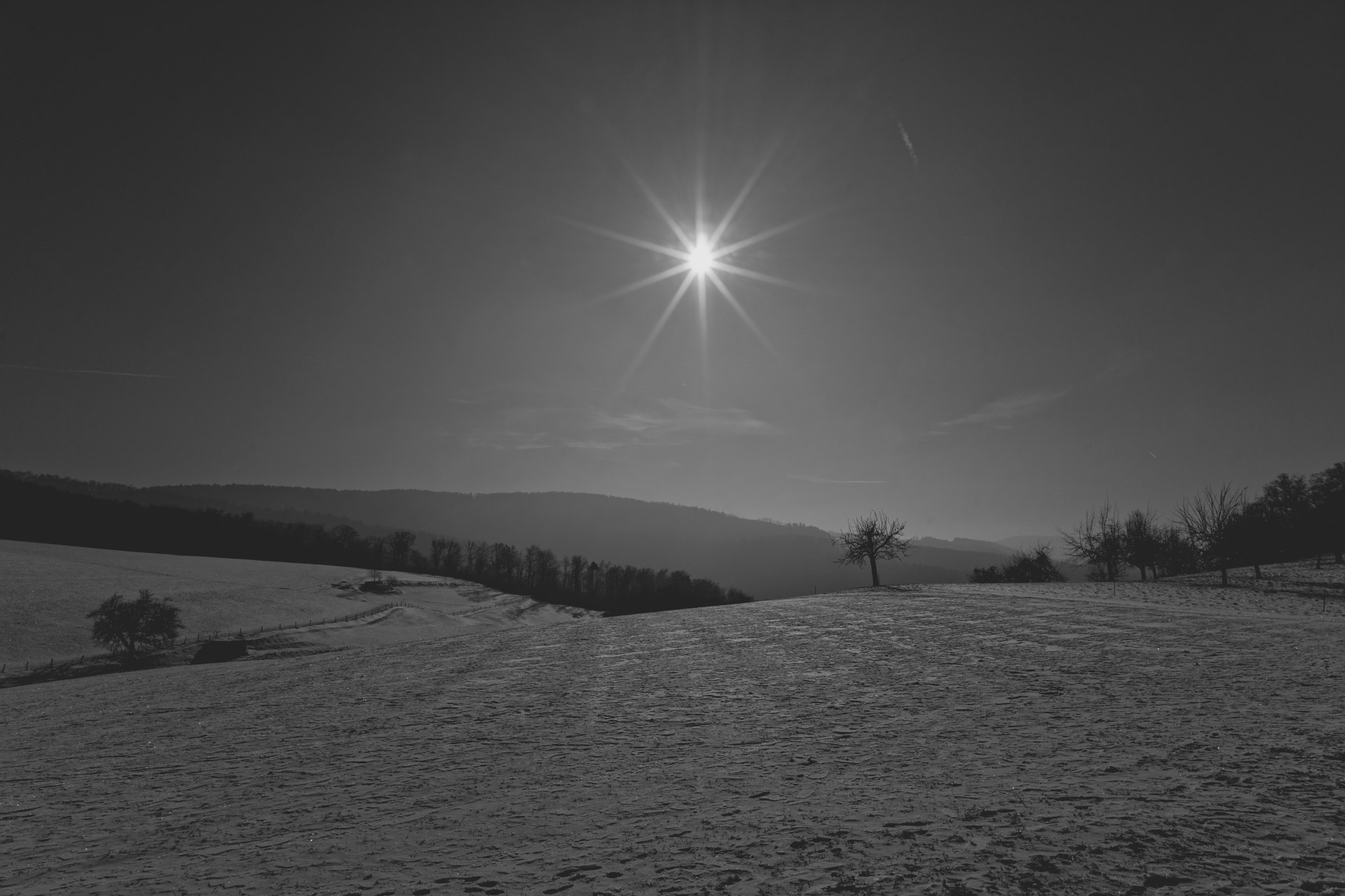 Sony a7 + E 21mm F2.8 sample photo. Winter-sun photography