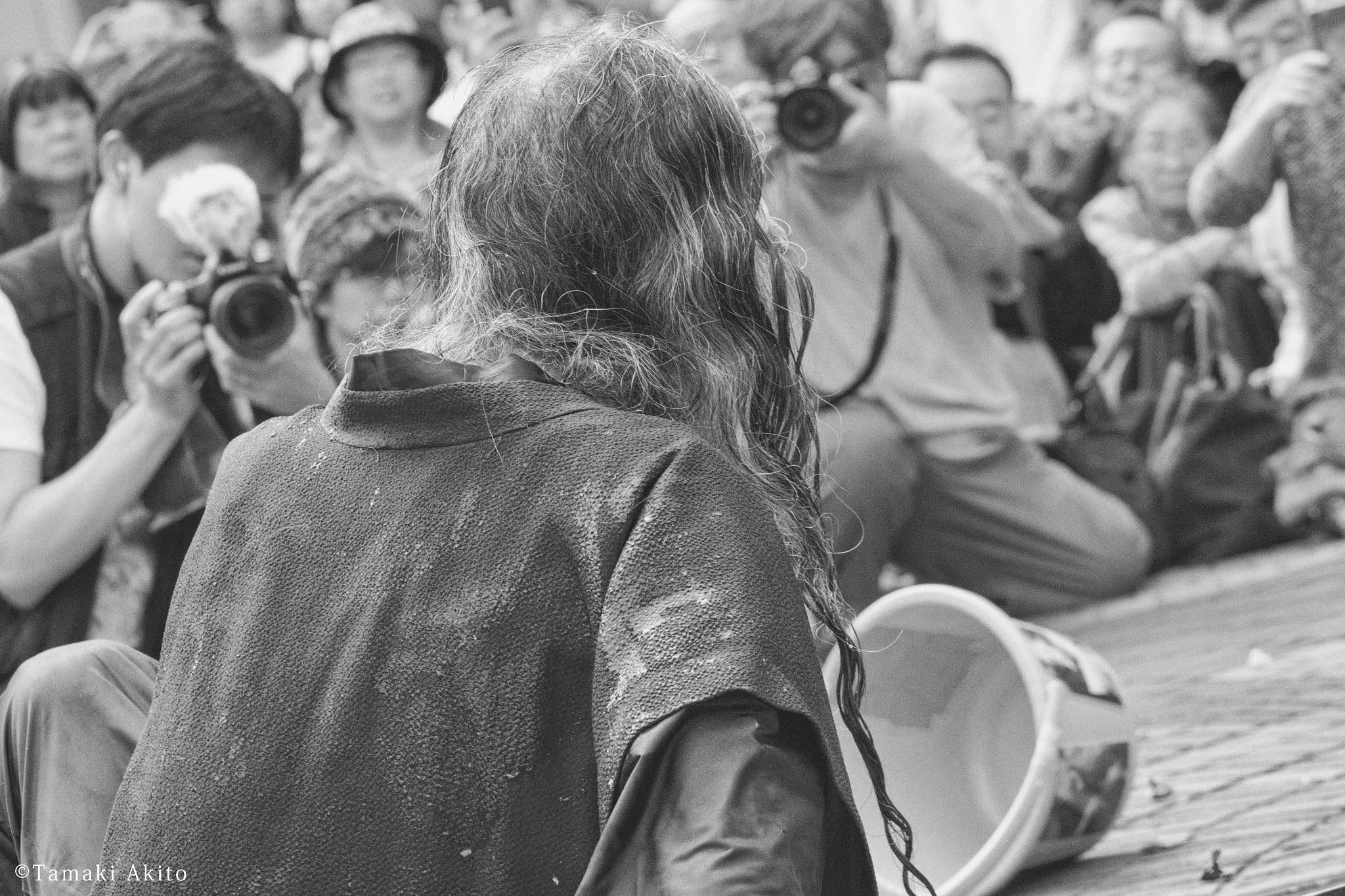 Canon EOS 70D + EF75-300mm f/4-5.6 sample photo. Street performers - gilyak amagasaki photography