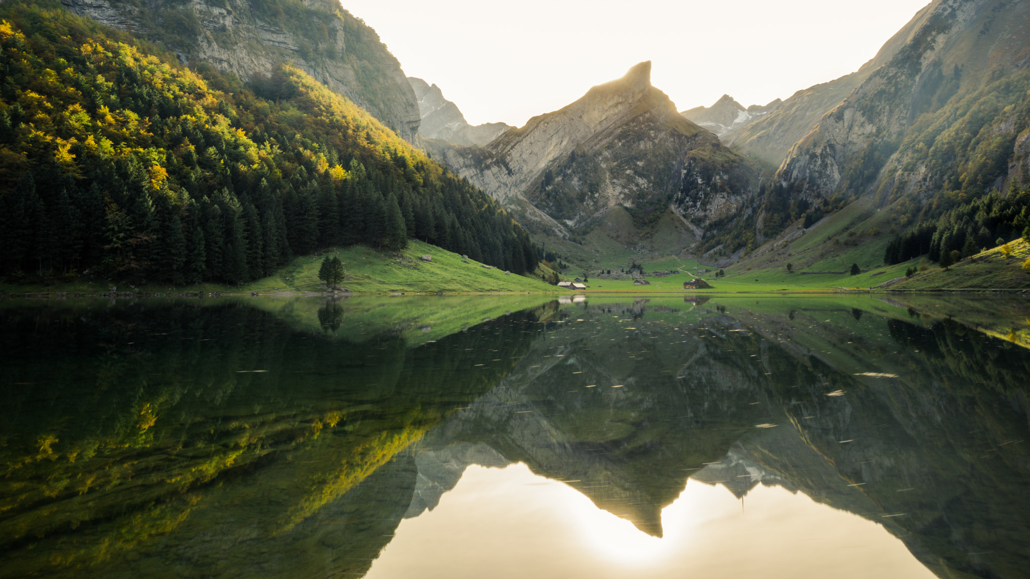 Sony a6000 + Sony E 10-18mm F4 OSS sample photo. Seealpsee photography
