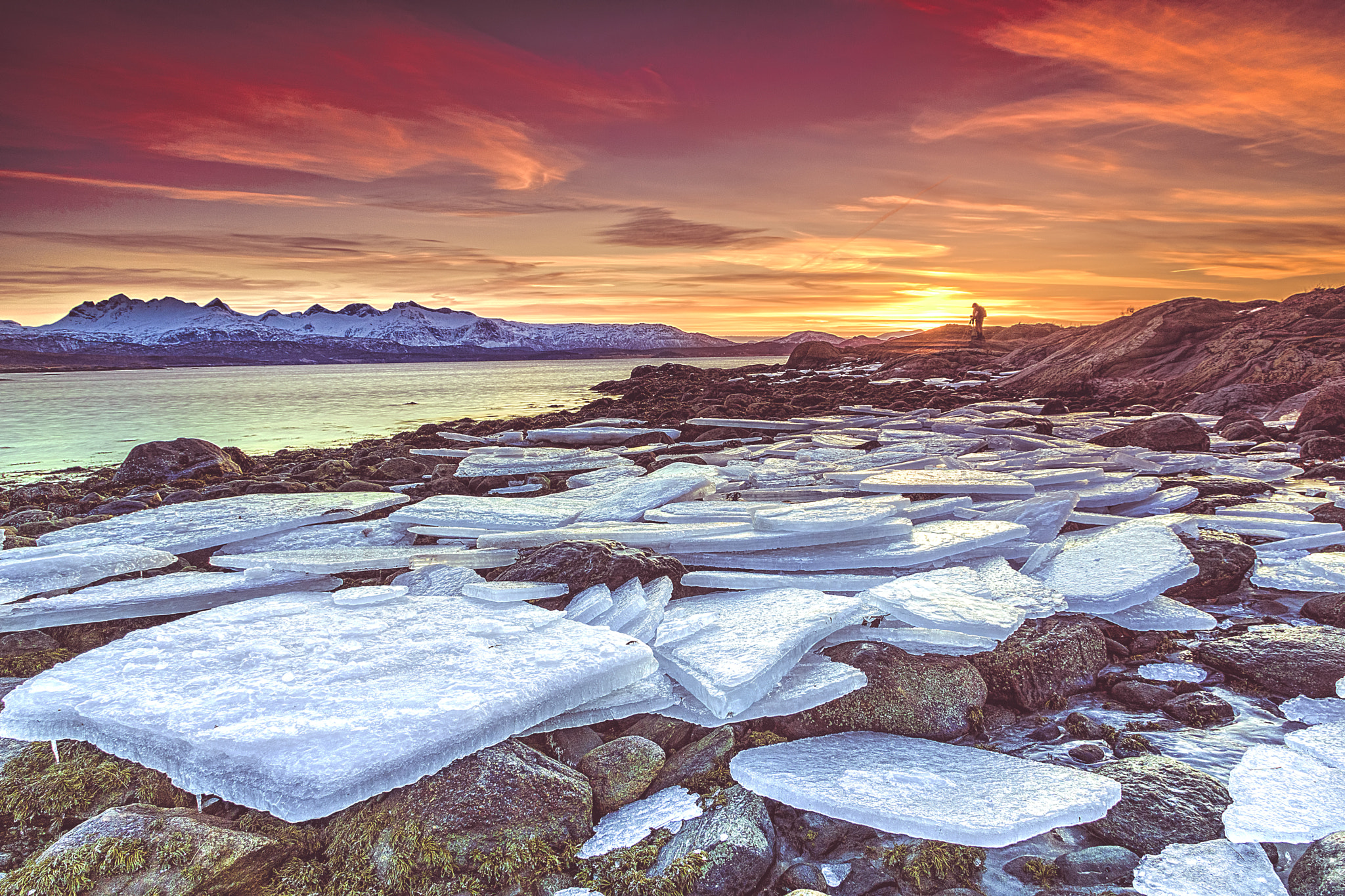 Sony SLT-A68 sample photo. Small pieces of ice in a beautiful scenery photography