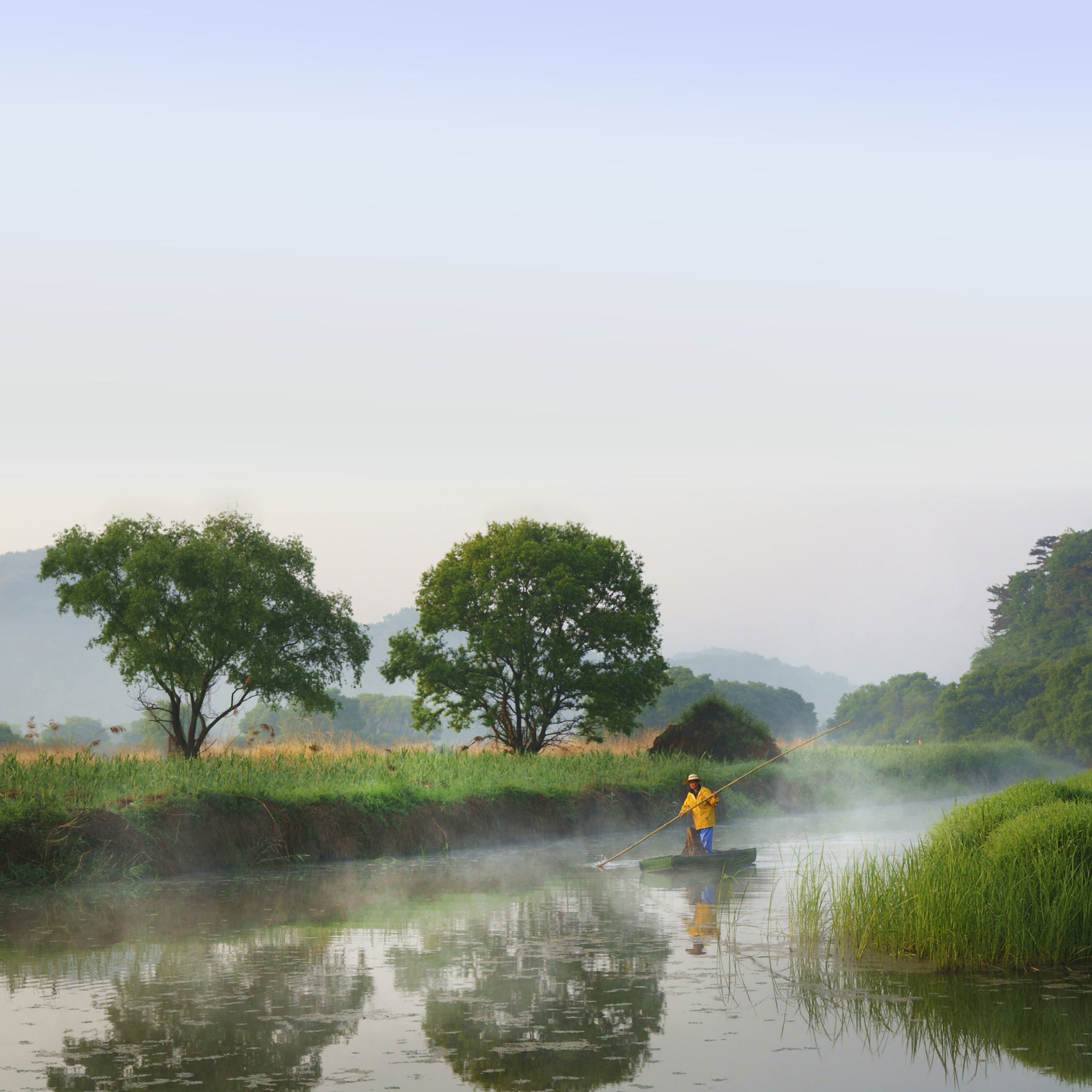 Sony Alpha NEX-6 + E 50mm F1.8 OSS sample photo. A ferryman photography