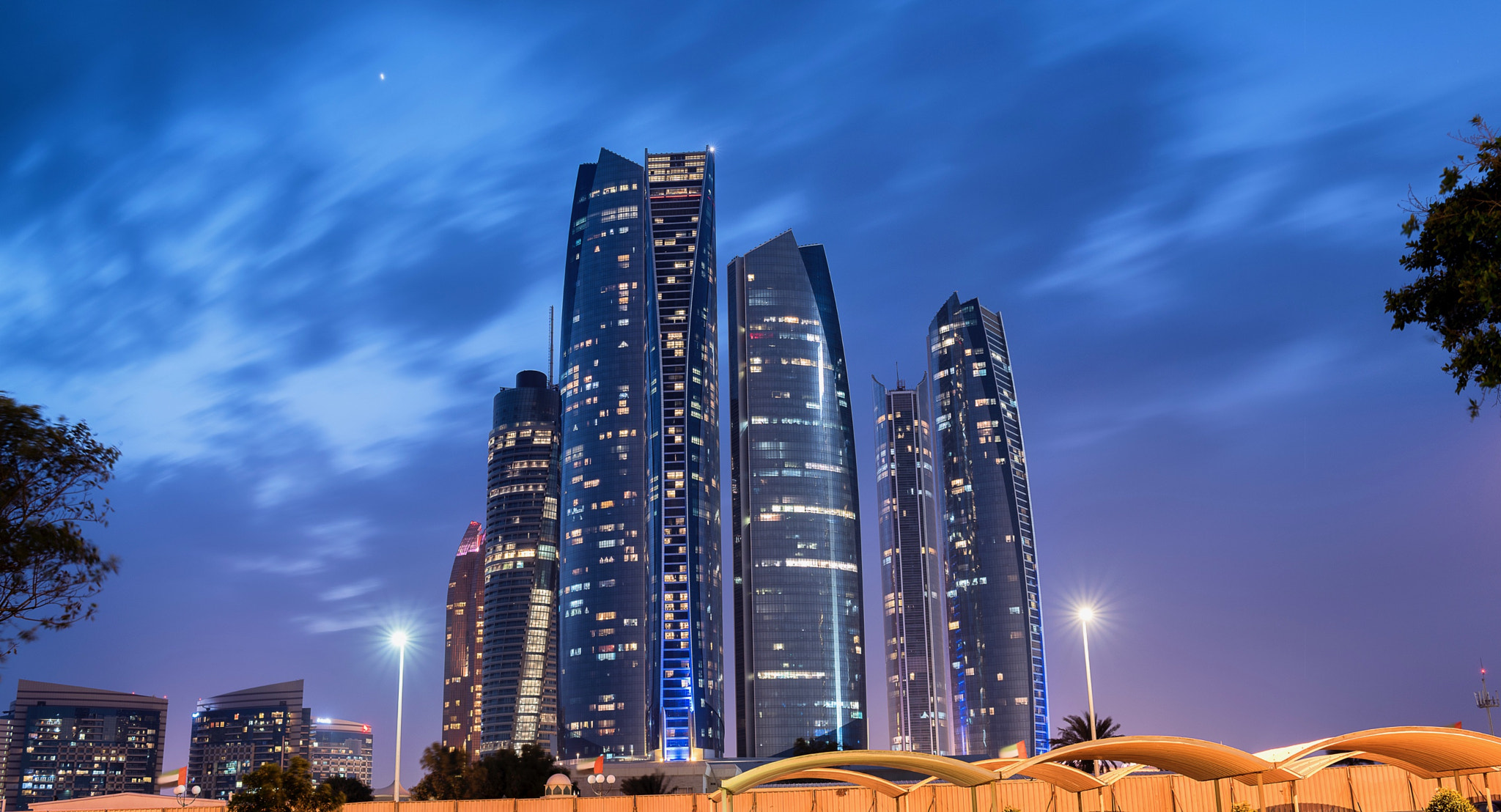 Zeiss Milvus 35mm f/2 sample photo. Abu dhabi sunset. photography