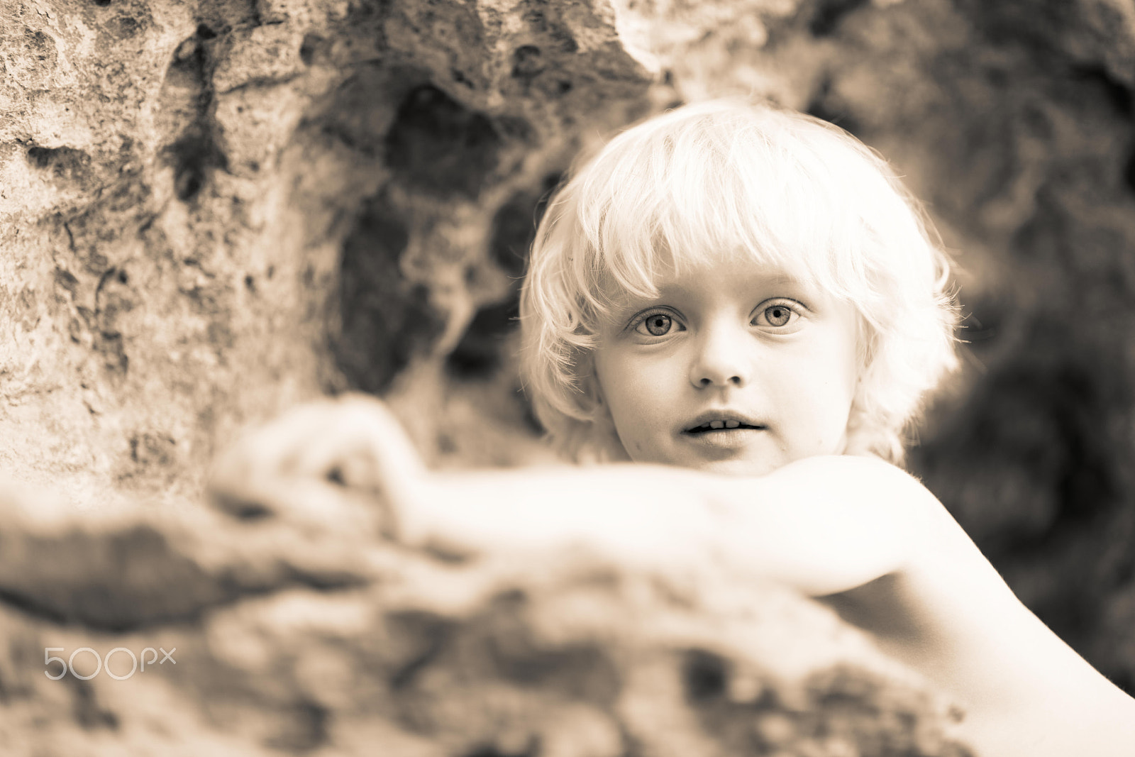 Nikon AF-S Nikkor 85mm F1.4G sample photo. Rockchild photography