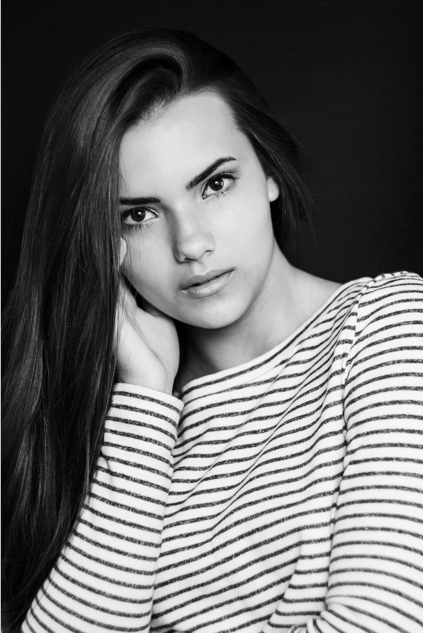 Canon EF 35-80mm f/4-5.6 sample photo. Lera's portrait photography