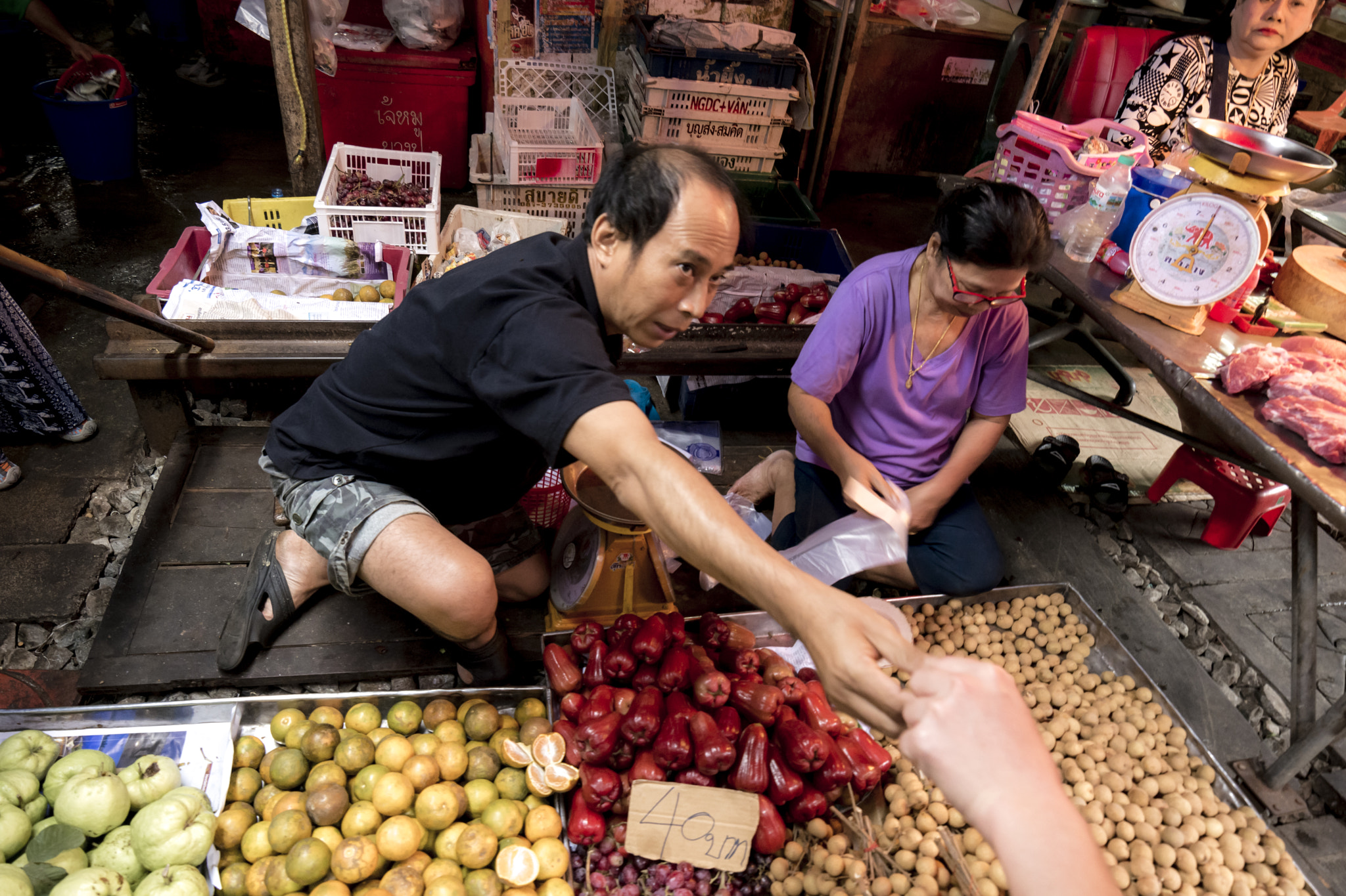 Samyang 14mm F2.8 ED AS IF UMC sample photo. Thai market photography