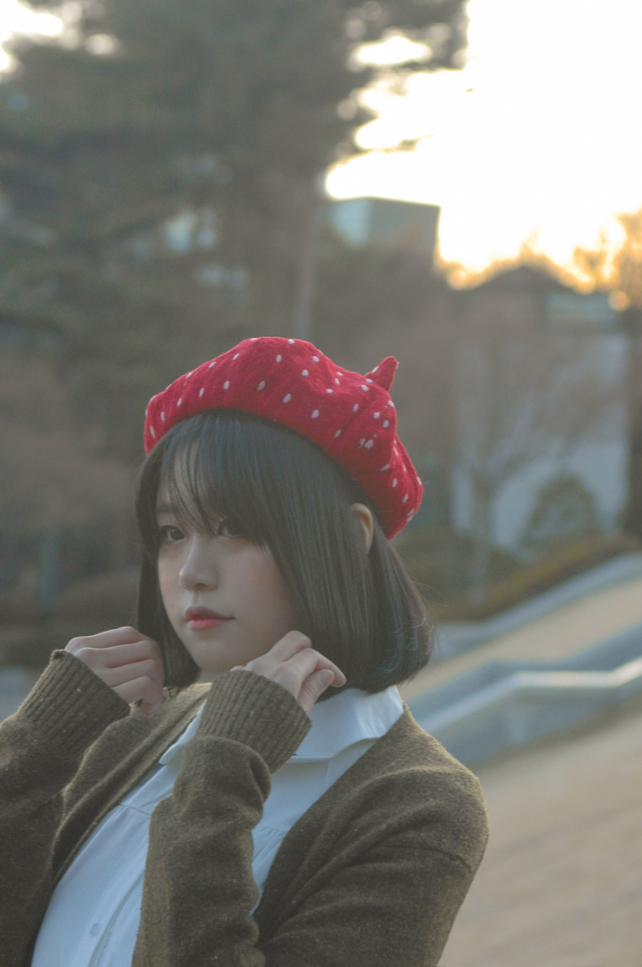 Nikon D70s sample photo. Very berry cat beret photography