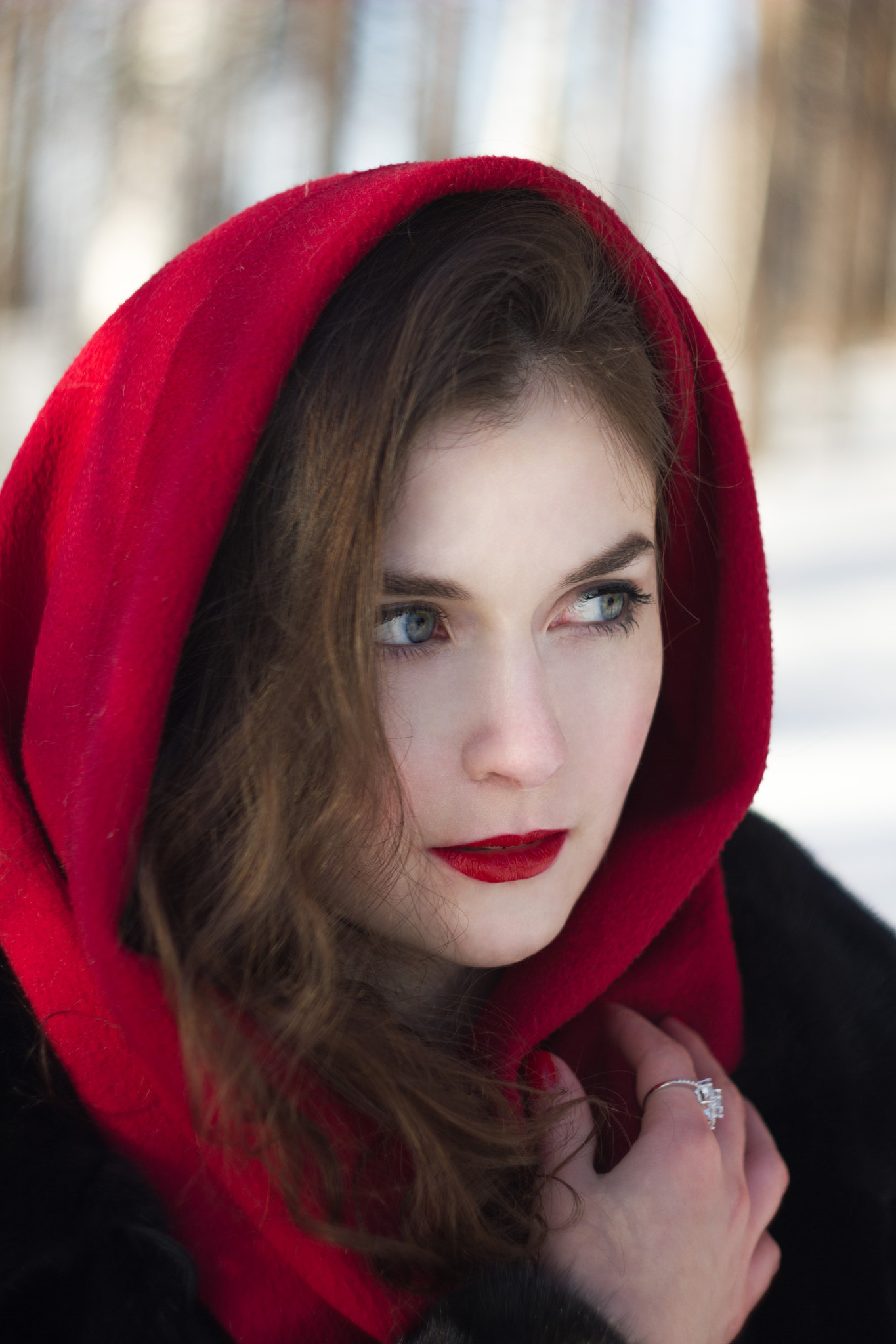 Canon EF 35-80mm f/4-5.6 sample photo. Modern red hat photography