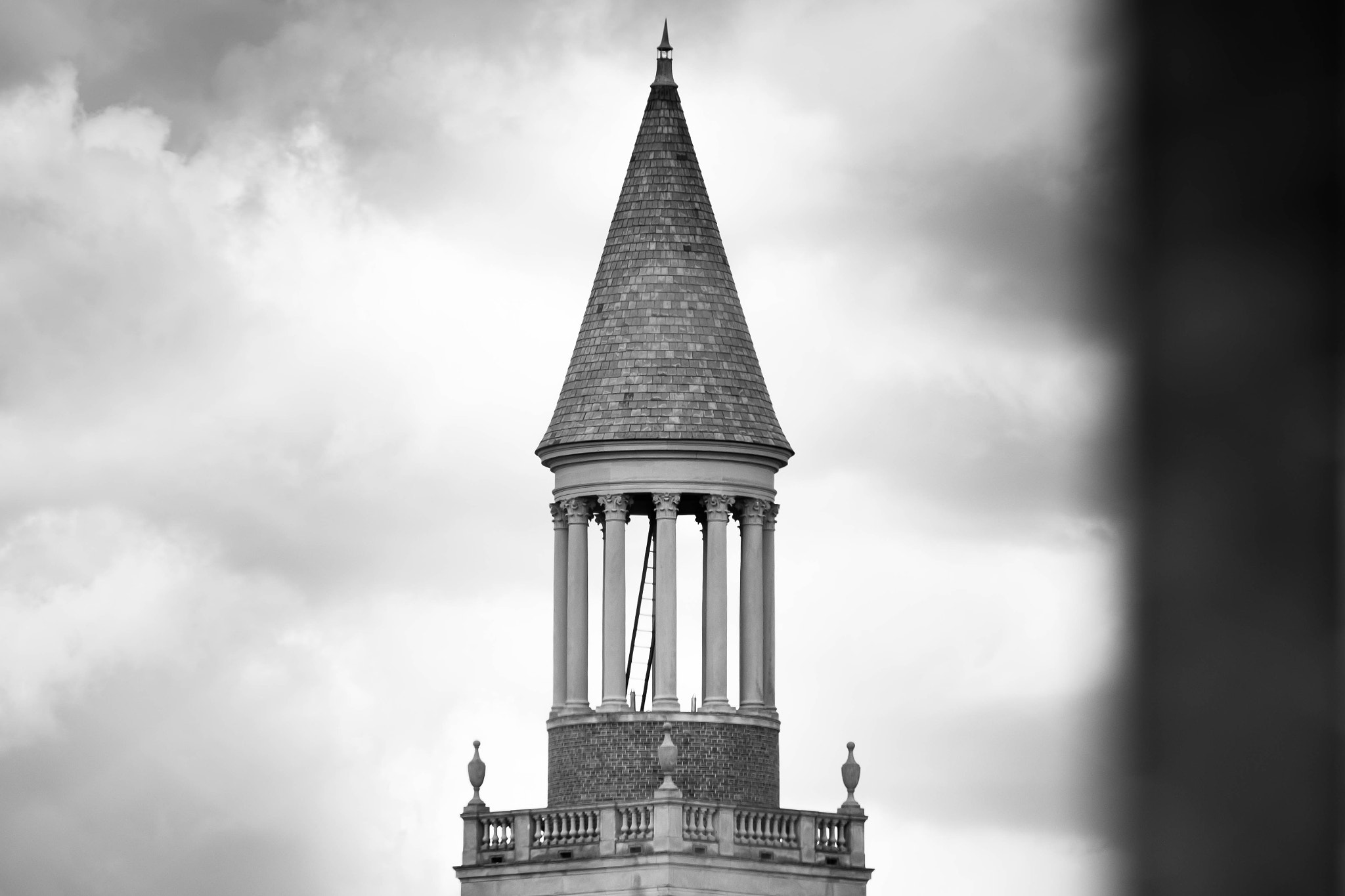 Fujifilm X-T1 + Fujifilm XF 55-200mm F3.5-4.8 R LM OIS sample photo. Tower photography