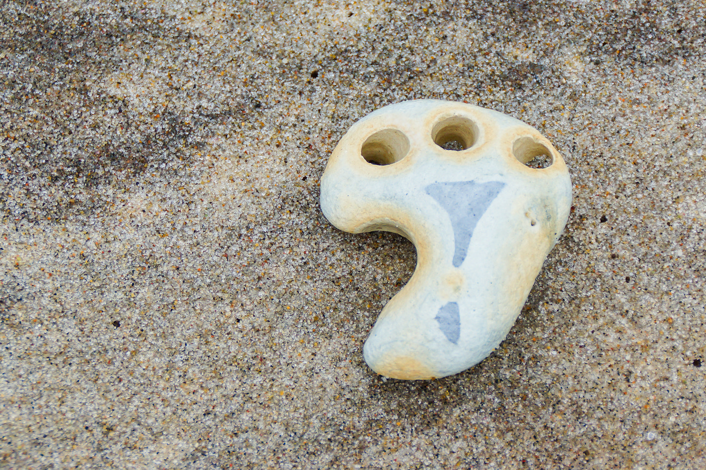 Sony DT 18-200mm F3.5-6.3 sample photo. Funky rock photography