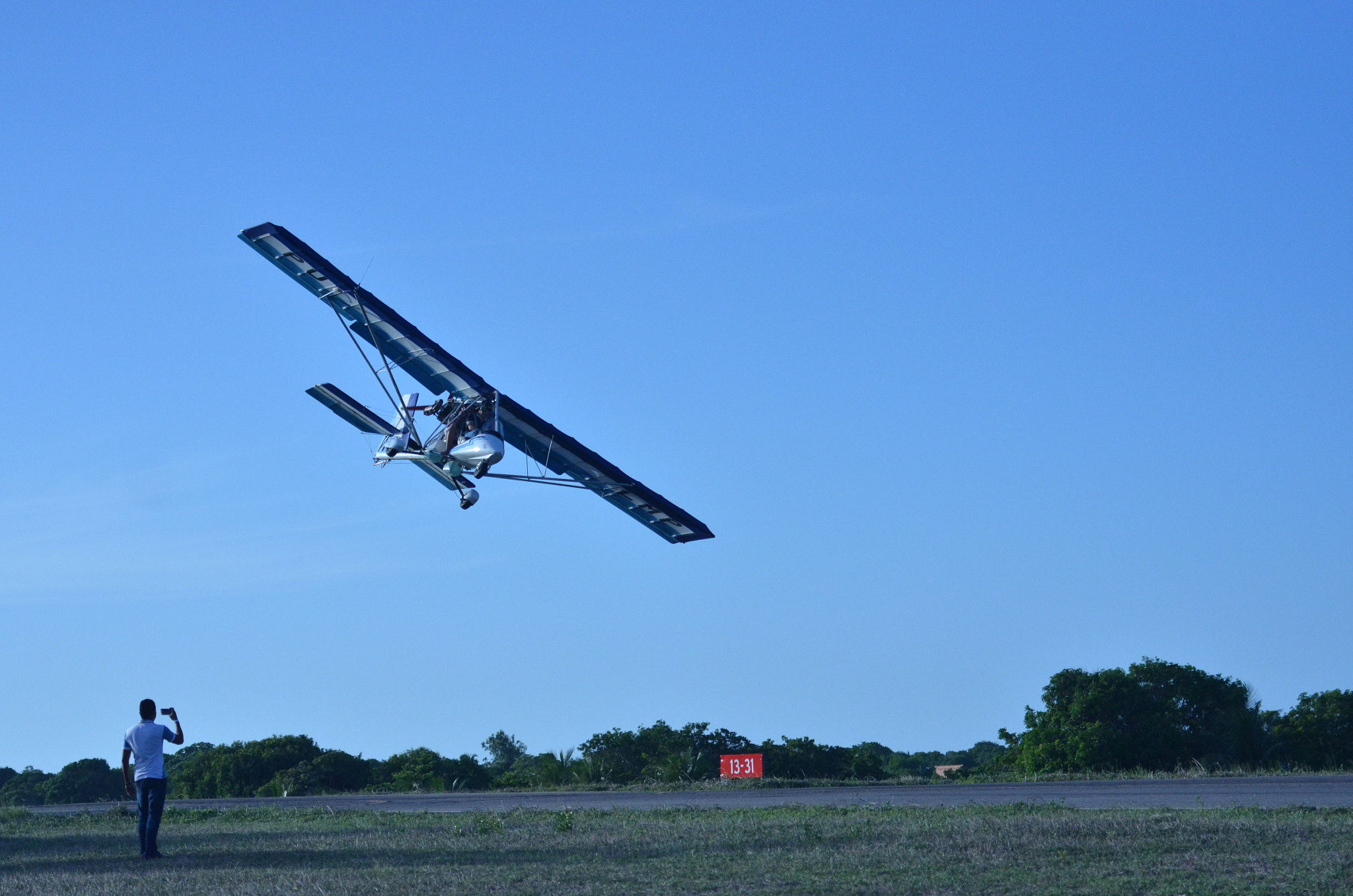 Nikon D7000 sample photo. Flyby microlight being recorded (see gallery for full sequence) photography