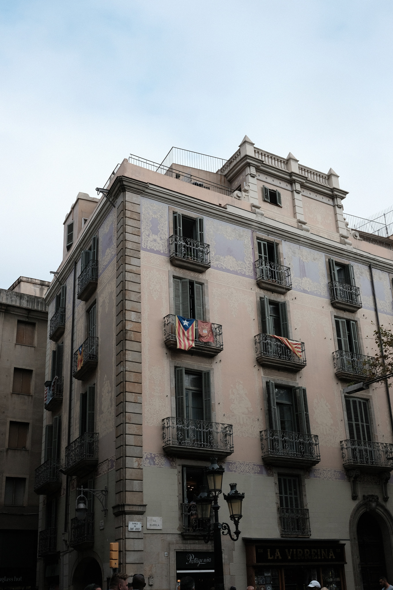 Fujifilm XF 27mm F2.8 sample photo. 2016 + barcelona photography