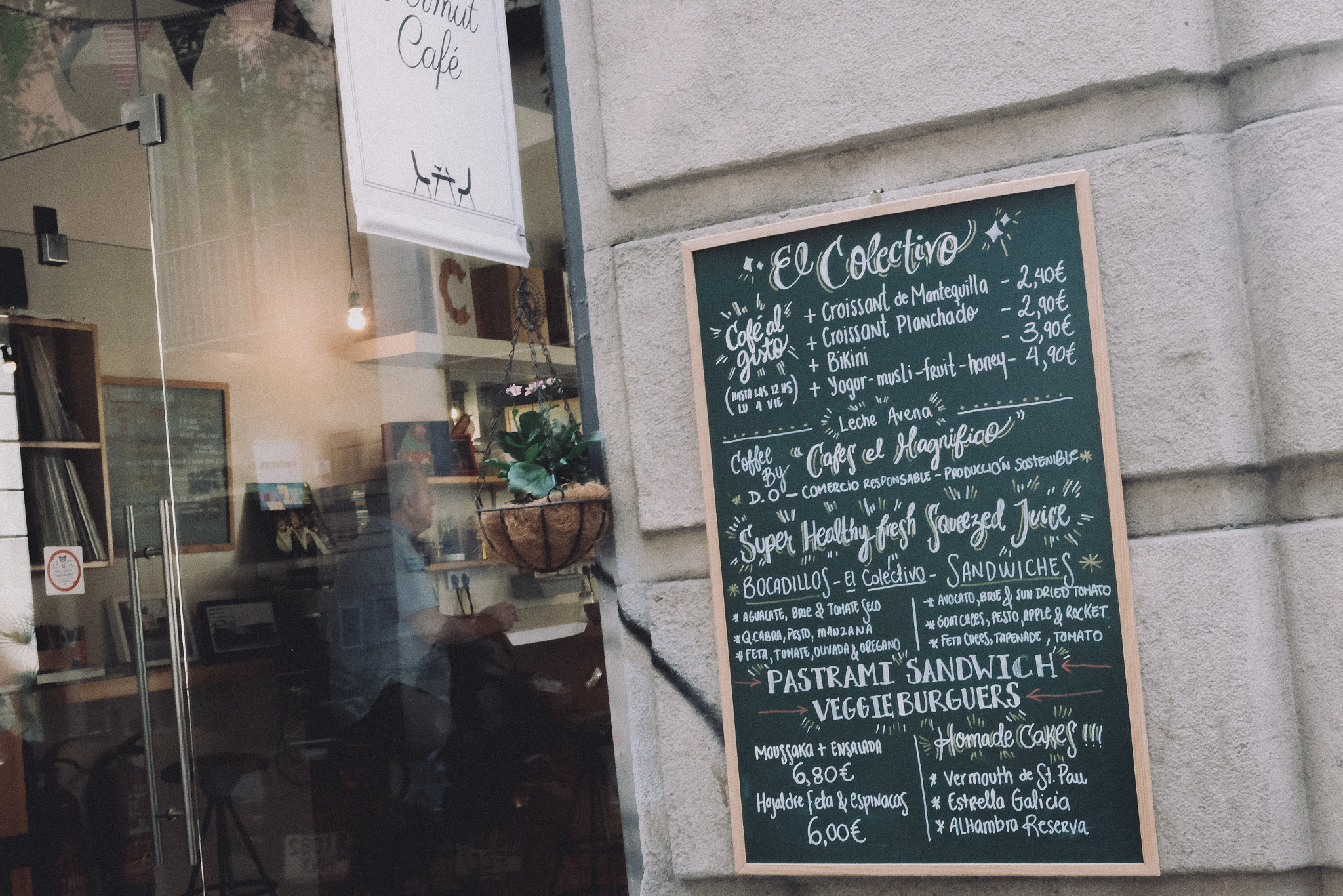 Fujifilm XF 27mm F2.8 sample photo. 2016 + barcelona photography