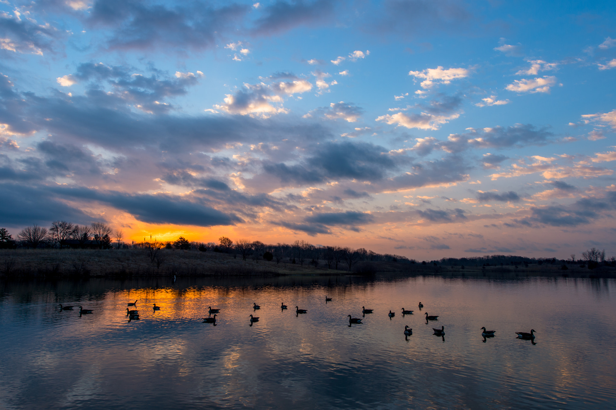 Nikon Df sample photo. Lakeview at sunrise photography