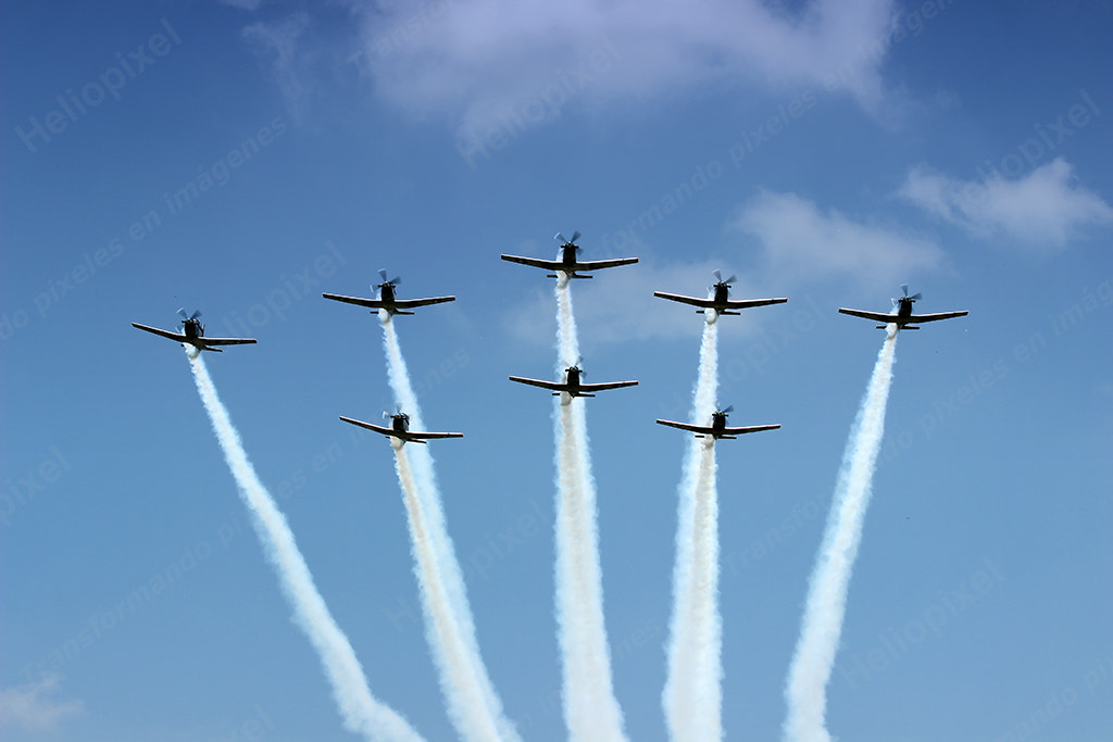 Canon EF 70-300mm F4-5.6 IS USM sample photo. Somking photography
