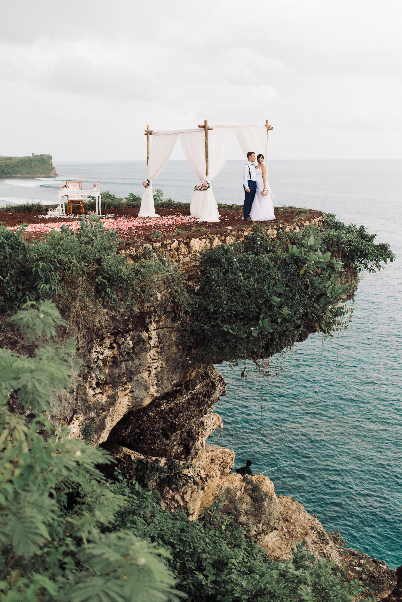 Nikon D610 + Nikon AF-S Nikkor 35mm F1.8G ED sample photo. Bali love photography