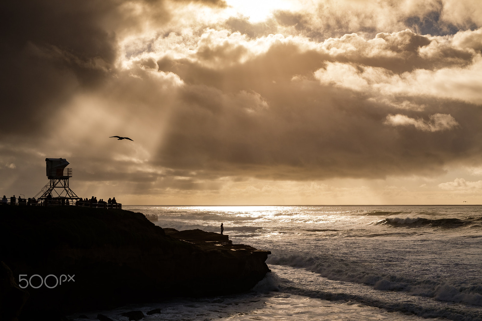 Fujifilm X-Pro2 + Fujifilm XF 18-55mm F2.8-4 R LM OIS sample photo. A storm dusk falls on la jolla cove. photography