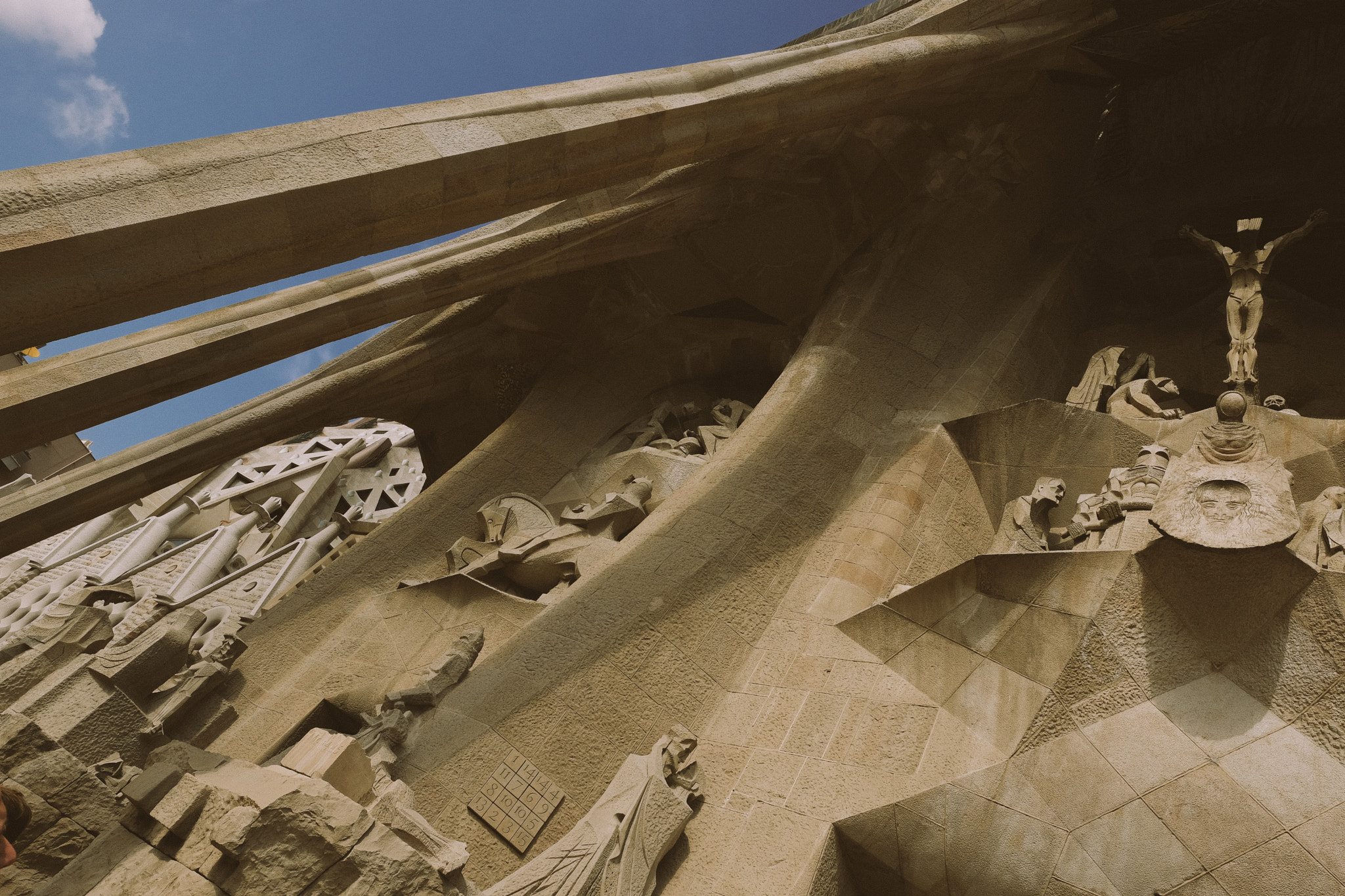 Fujifilm XF 14mm F2.8 R sample photo. 2016 + barcelona photography