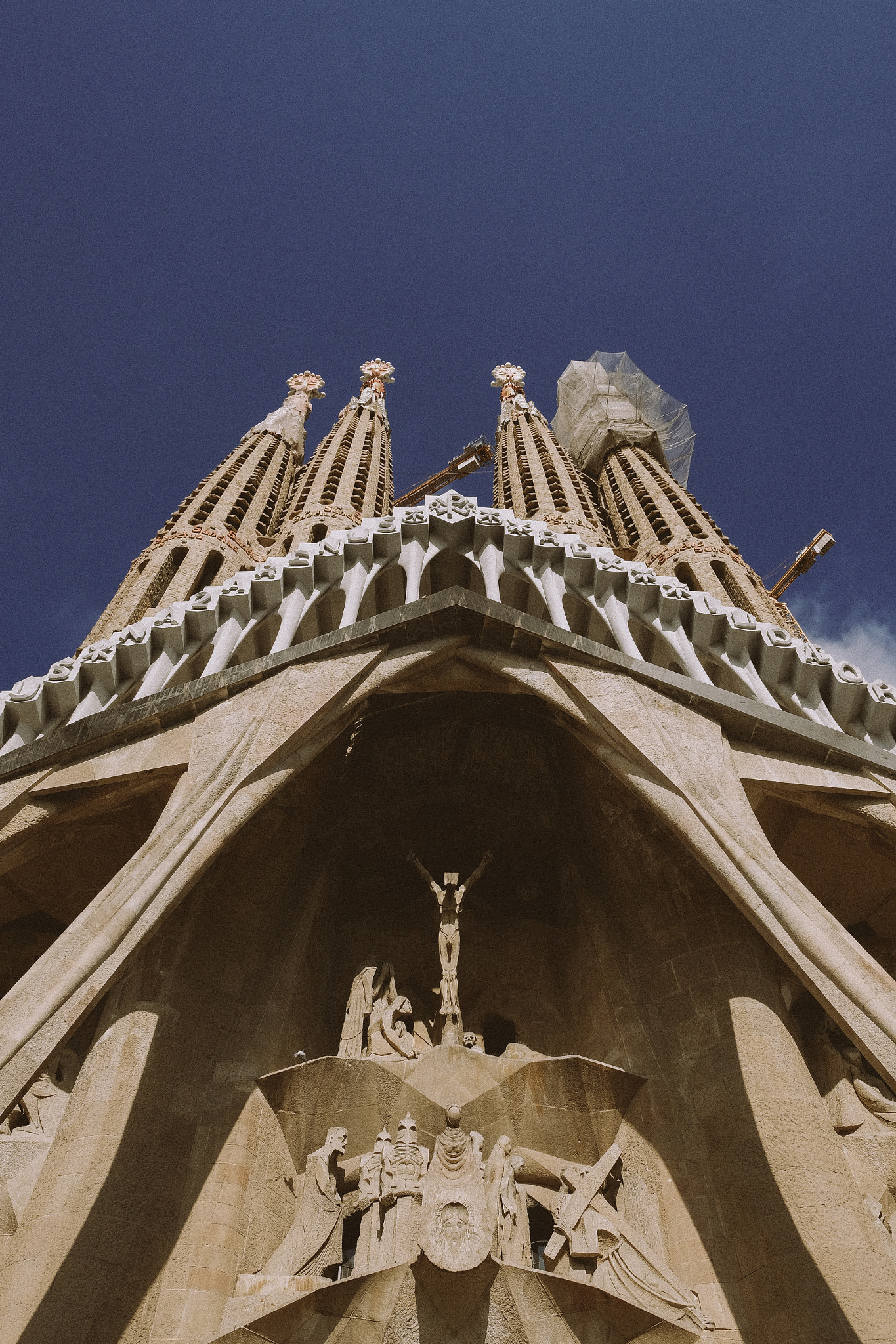 Fujifilm XF 14mm F2.8 R sample photo. 2016 + barcelona photography