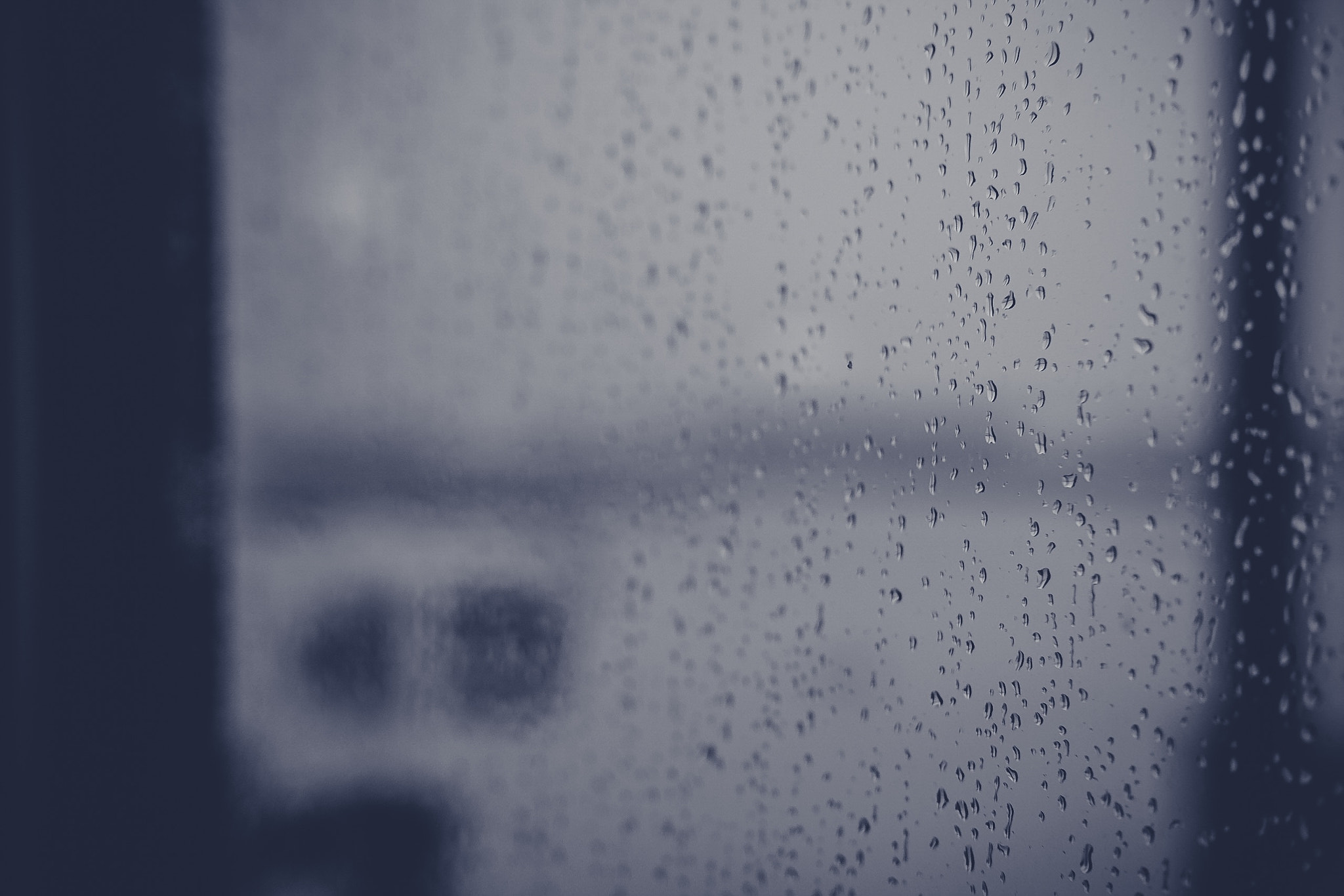 Fujifilm X-T10 sample photo. The rain outside my window. photography