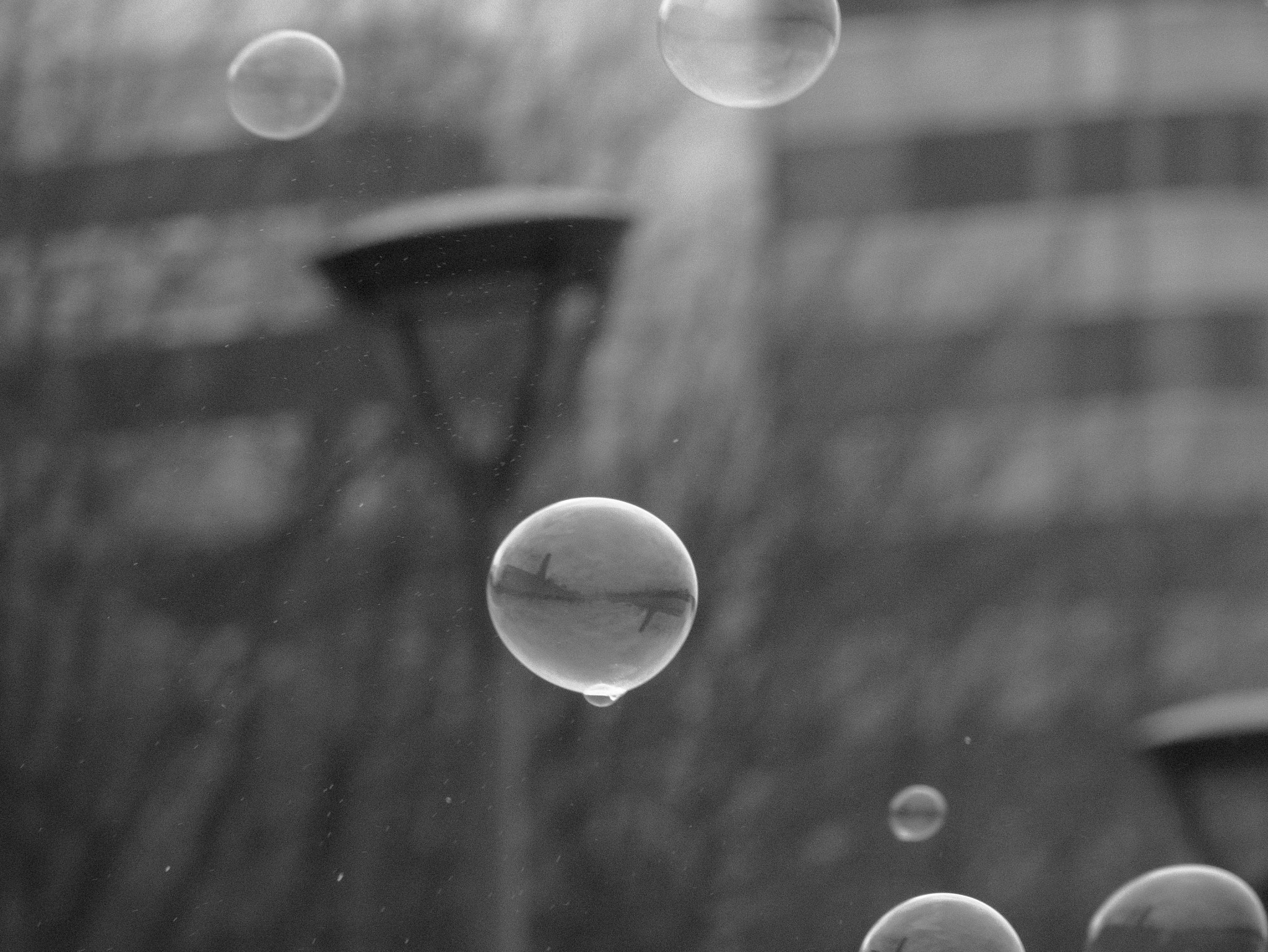 Panasonic Lumix G Vario 45-200mm F4-5.6 OIS sample photo. Encapsulated tate modern photography