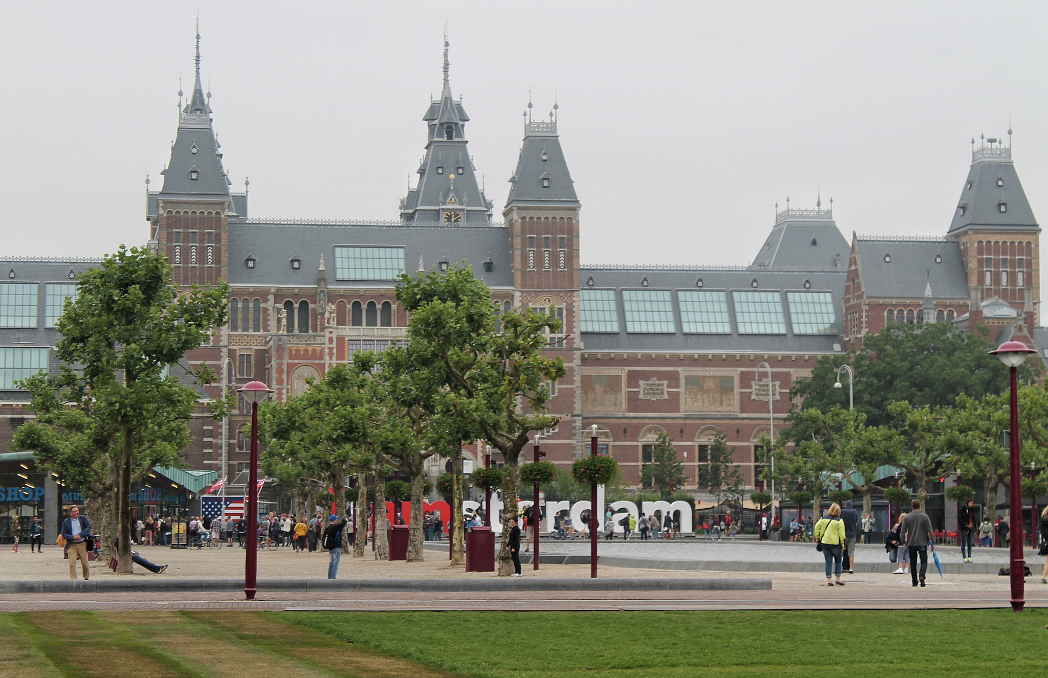Canon EOS 1100D (EOS Rebel T3 / EOS Kiss X50) sample photo. Iamsterdam photography