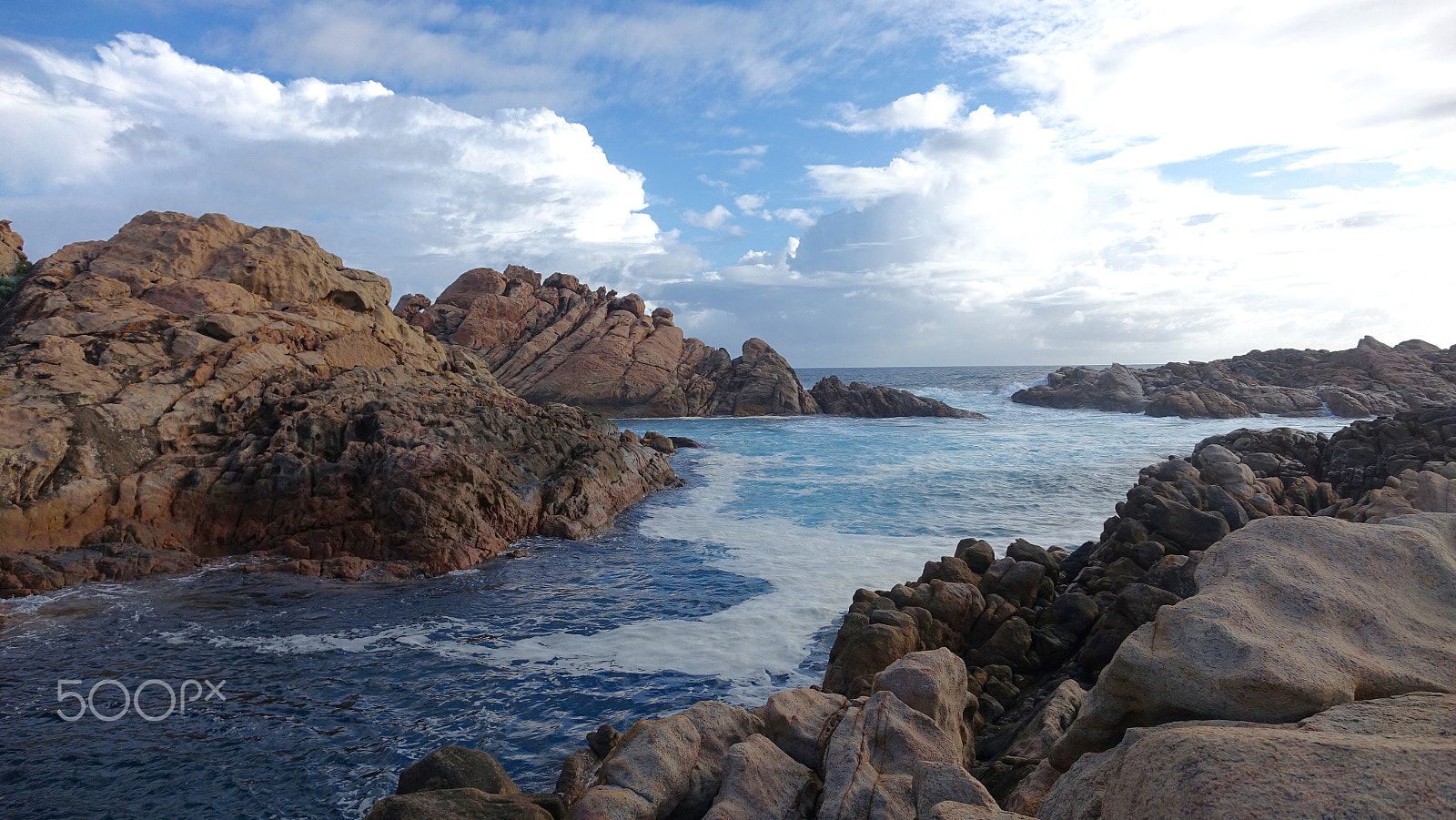 Sony Cyber-shot DSC-RX10 + Sony 24-200mm F2.8 sample photo. A calm day at canal rocks......... photography