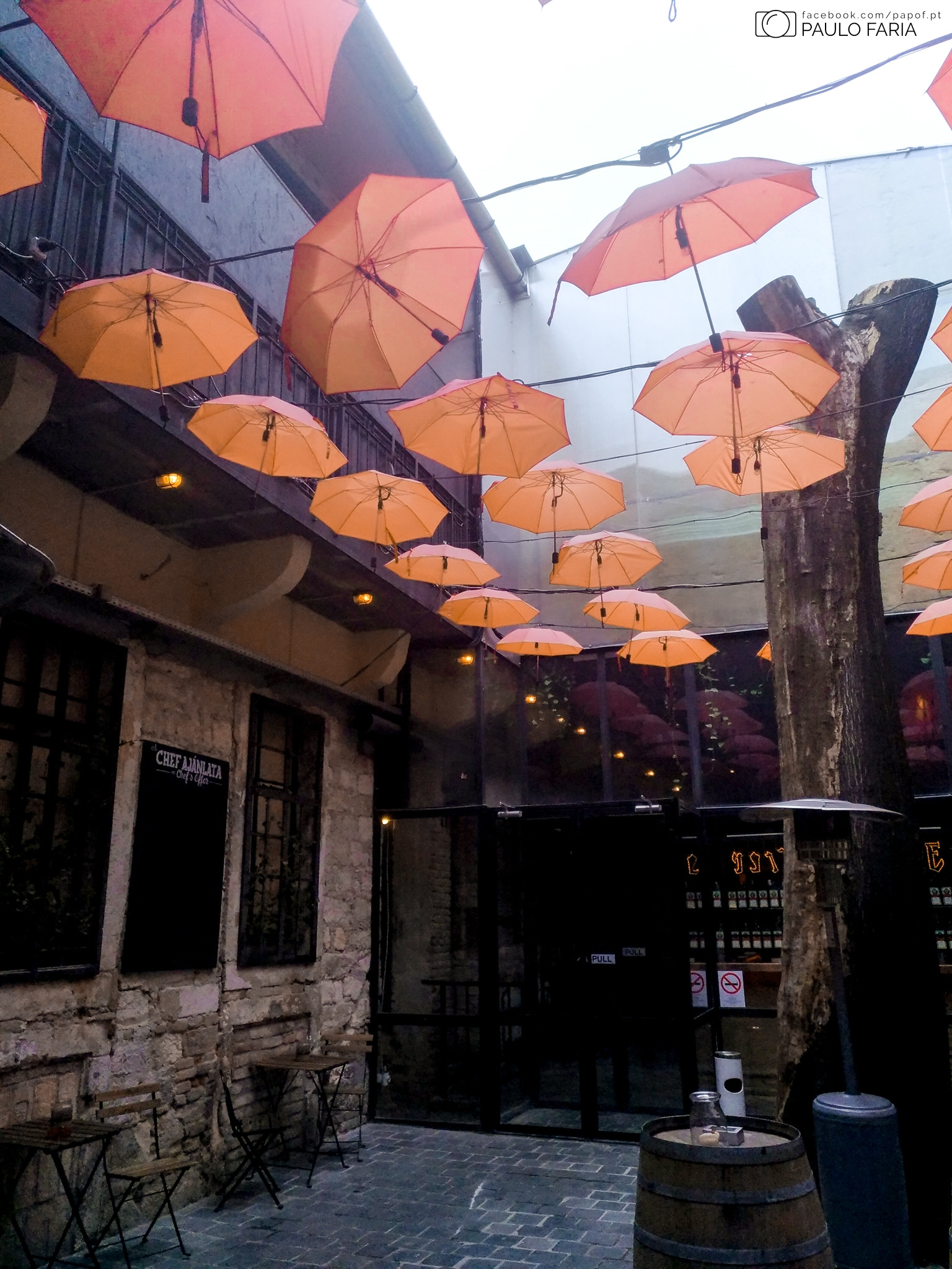 ASUS ZenFone 3 (ZE552KL) sample photo. Restaurant's patio photography