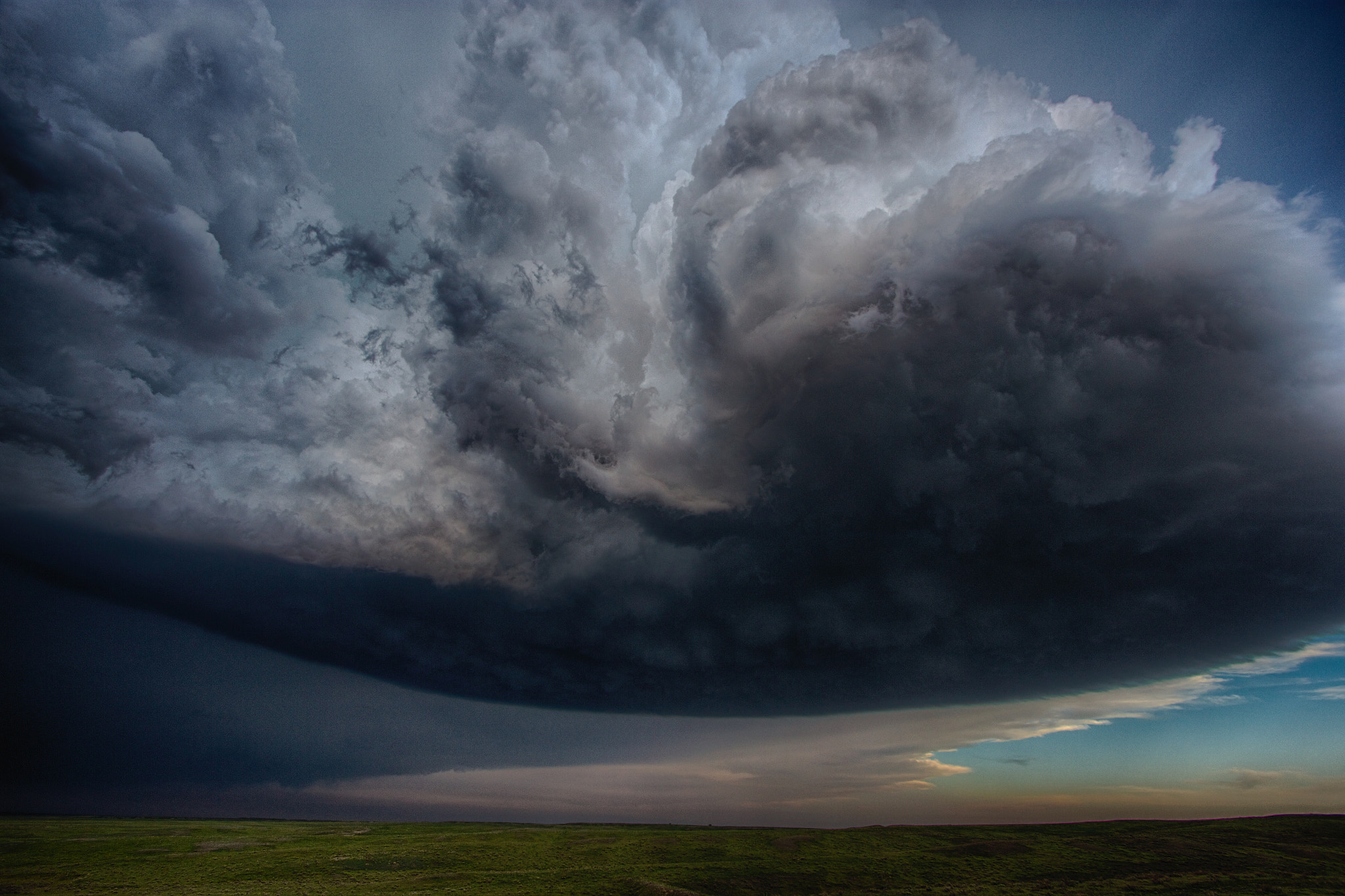 Canon EF-S 10-22mm F3.5-4.5 USM sample photo. Rotating storm on the colorado plains photography