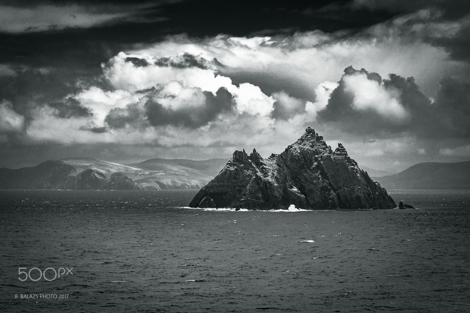 Nikon AF-S Nikkor 70-200mm F2.8G ED VR II sample photo. Little skellig photography