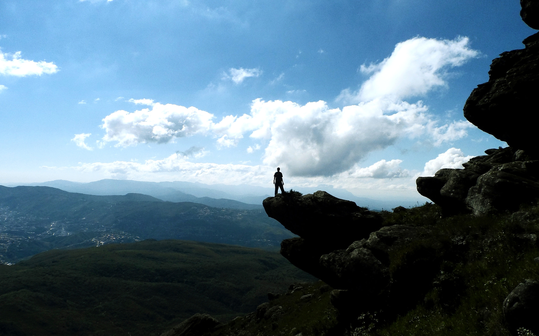 Samsung WB150 / WB150F / WB152 / WB152F / WB151 / WB151F / WB140 sample photo. Montanhas de ouro preto photography