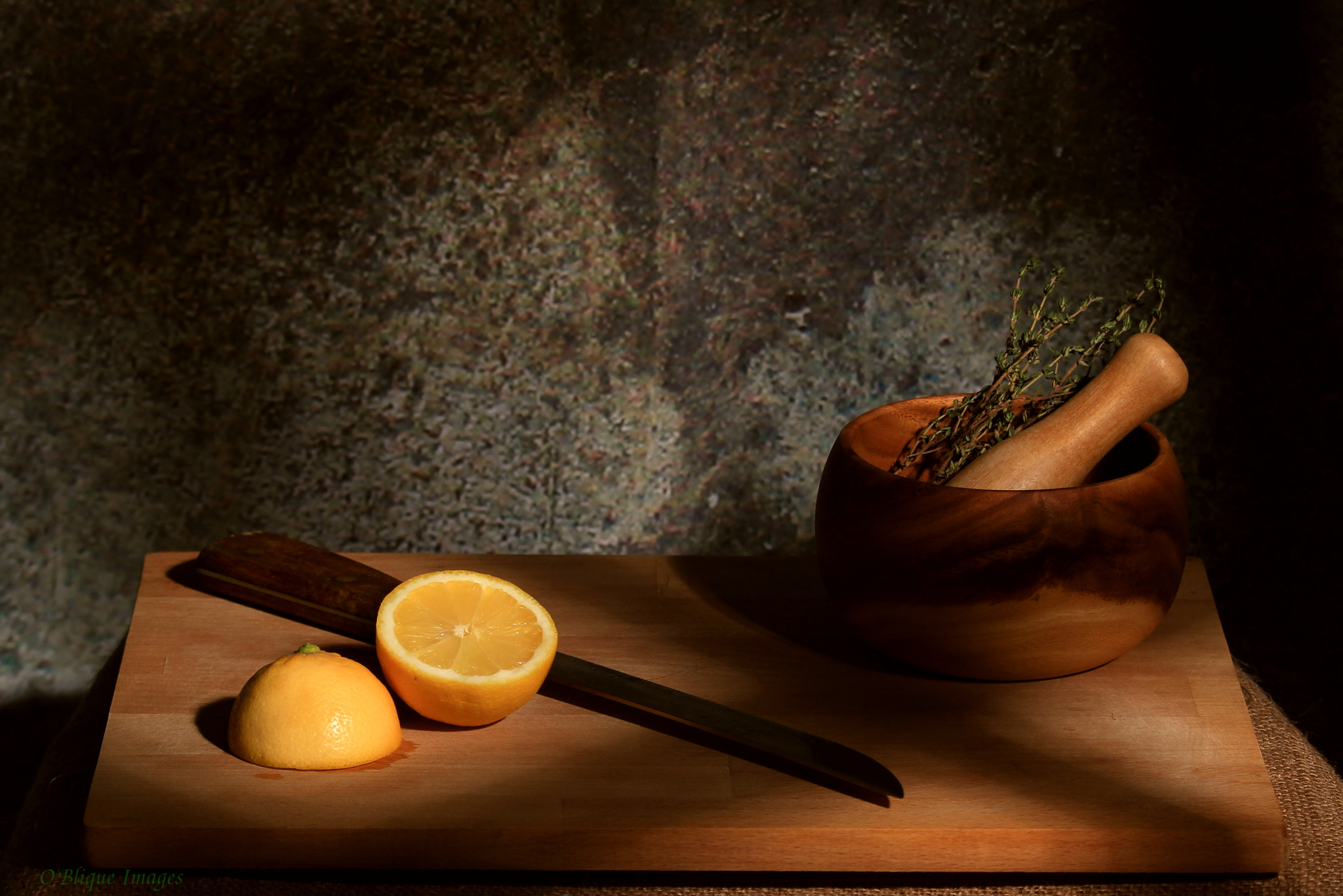Canon EF-S 55-250mm F4-5.6 IS STM sample photo. Lemon and thyme photography