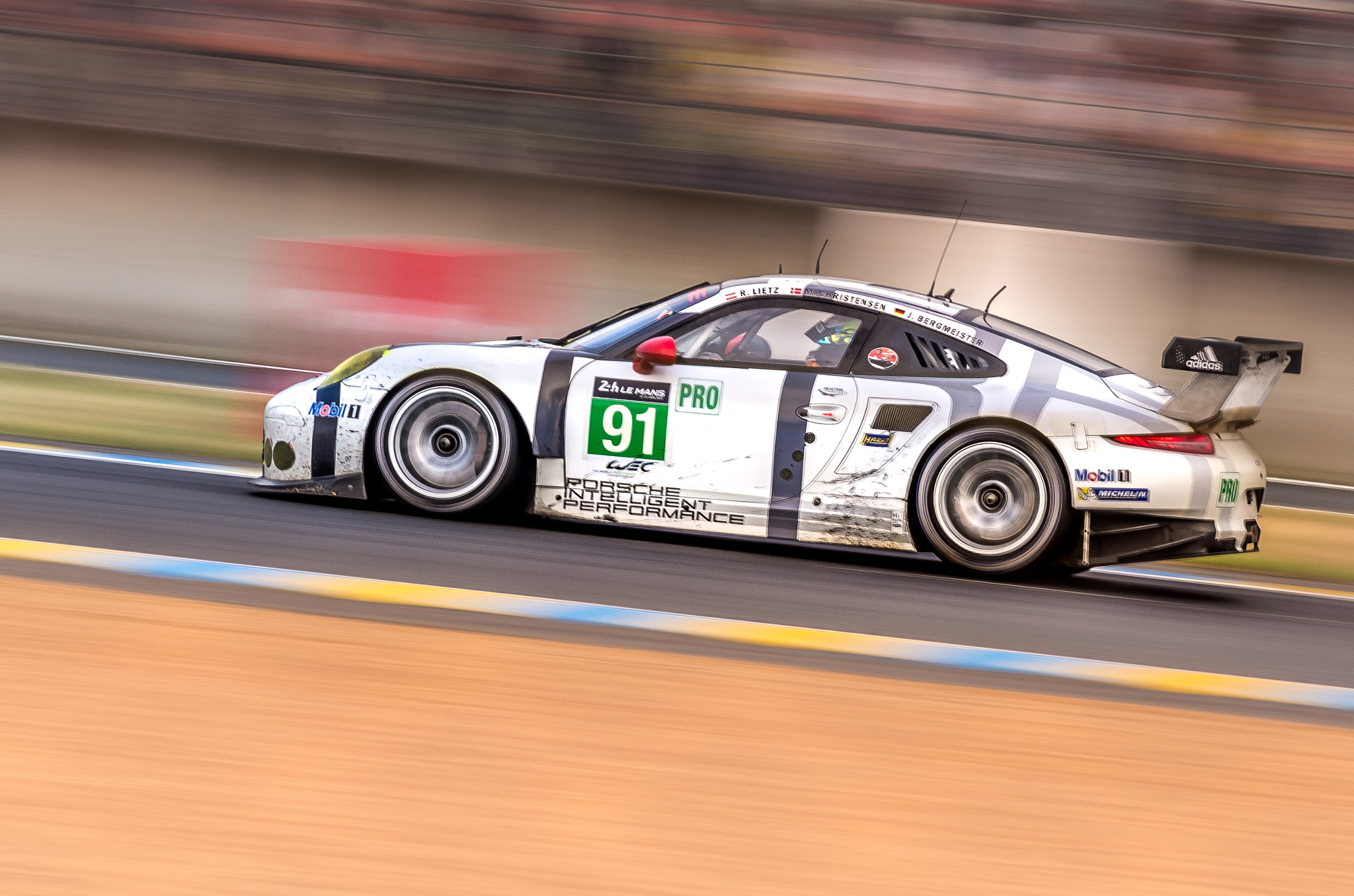 Pentax K-5 sample photo. Porsche 911 rsr (2015) photography