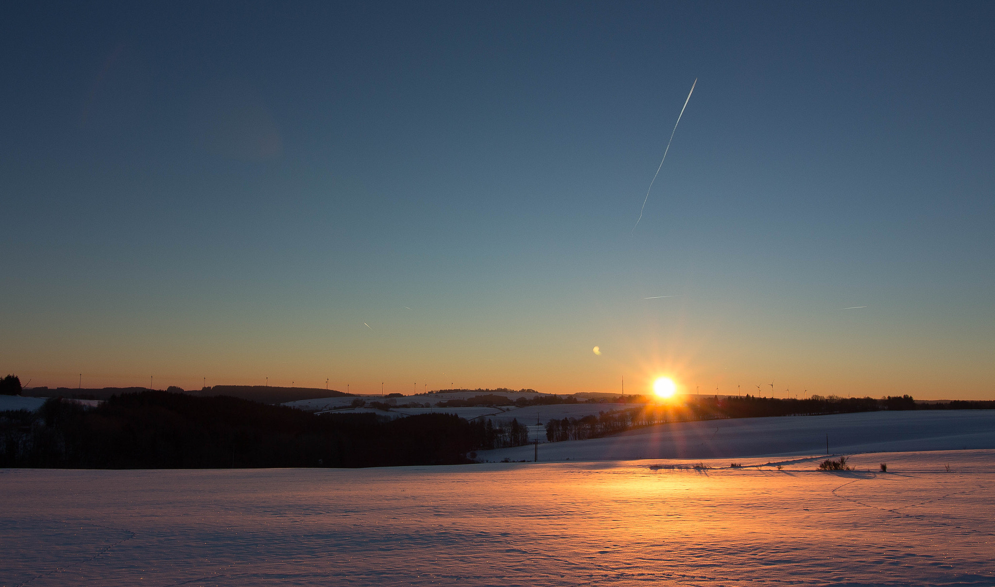 Canon EOS 650D (EOS Rebel T4i / EOS Kiss X6i) sample photo. Winter sunrise photography
