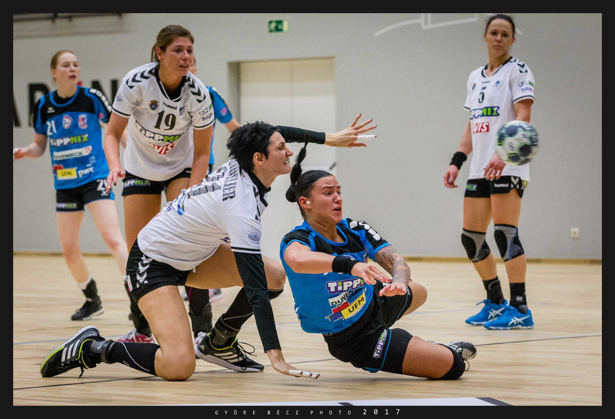 Canon EOS-1D Mark IV sample photo. Handball moments 1 photography