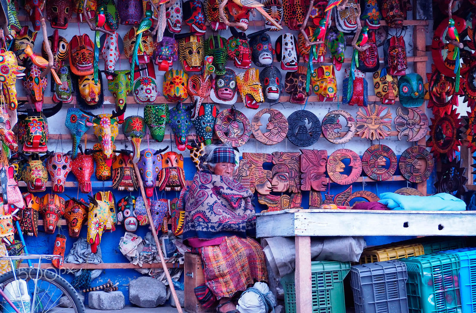 Olympus PEN-F sample photo. Máscaras photography